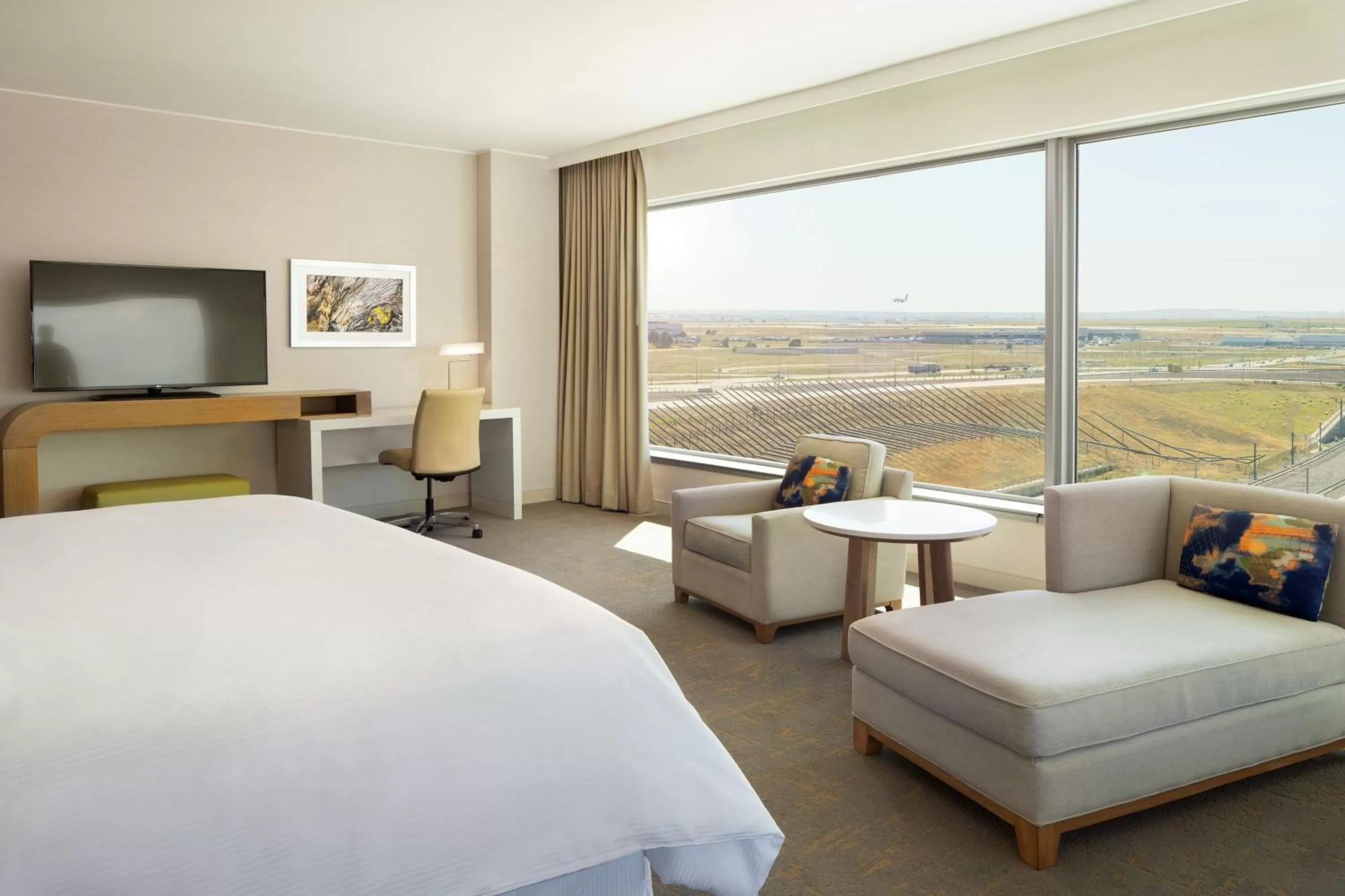 Photo of the whole room, Bed in The Westin Denver International Airport