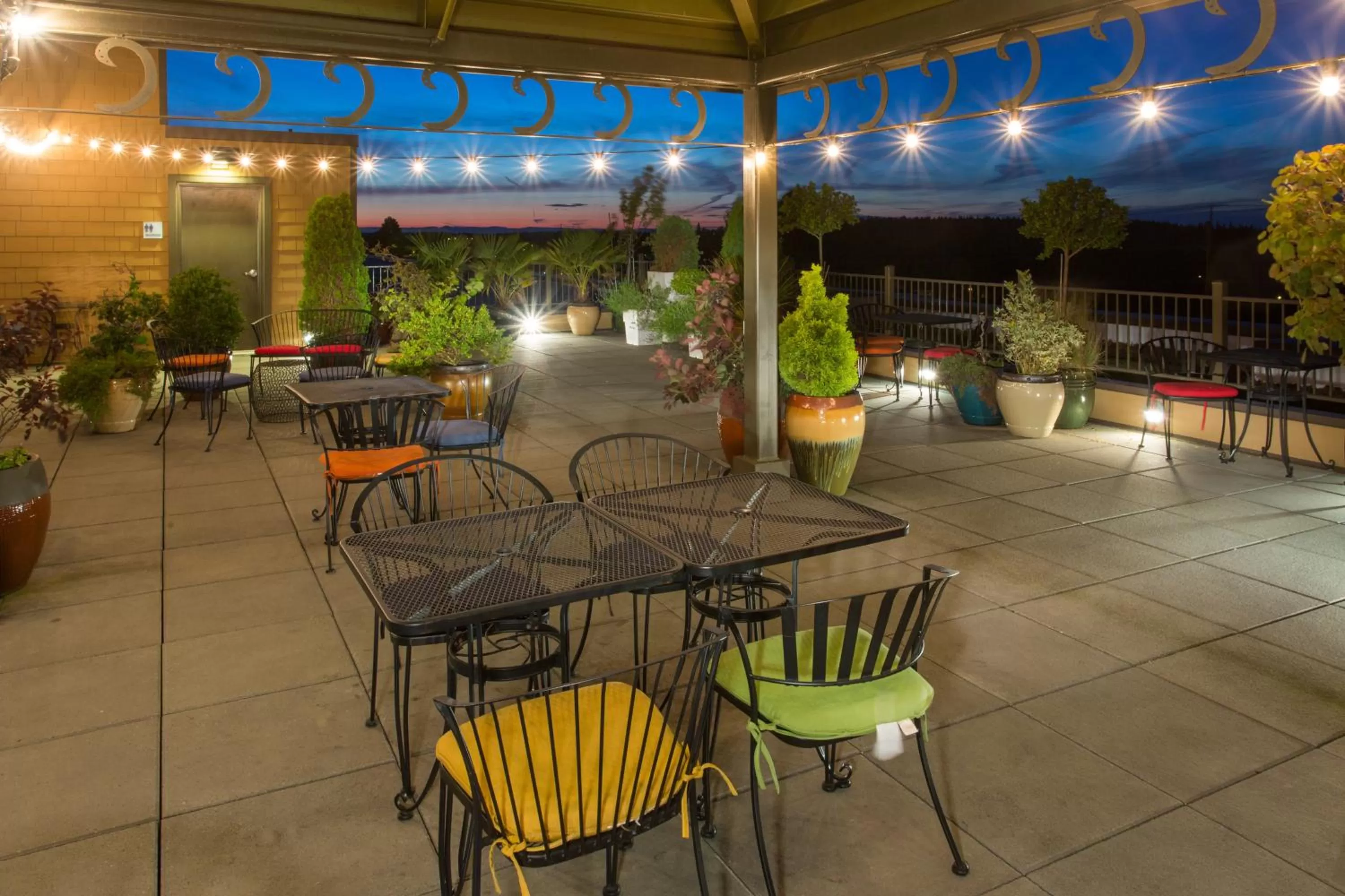 Patio in Holiday Inn Express Hotel & Suites North Sequim by IHG