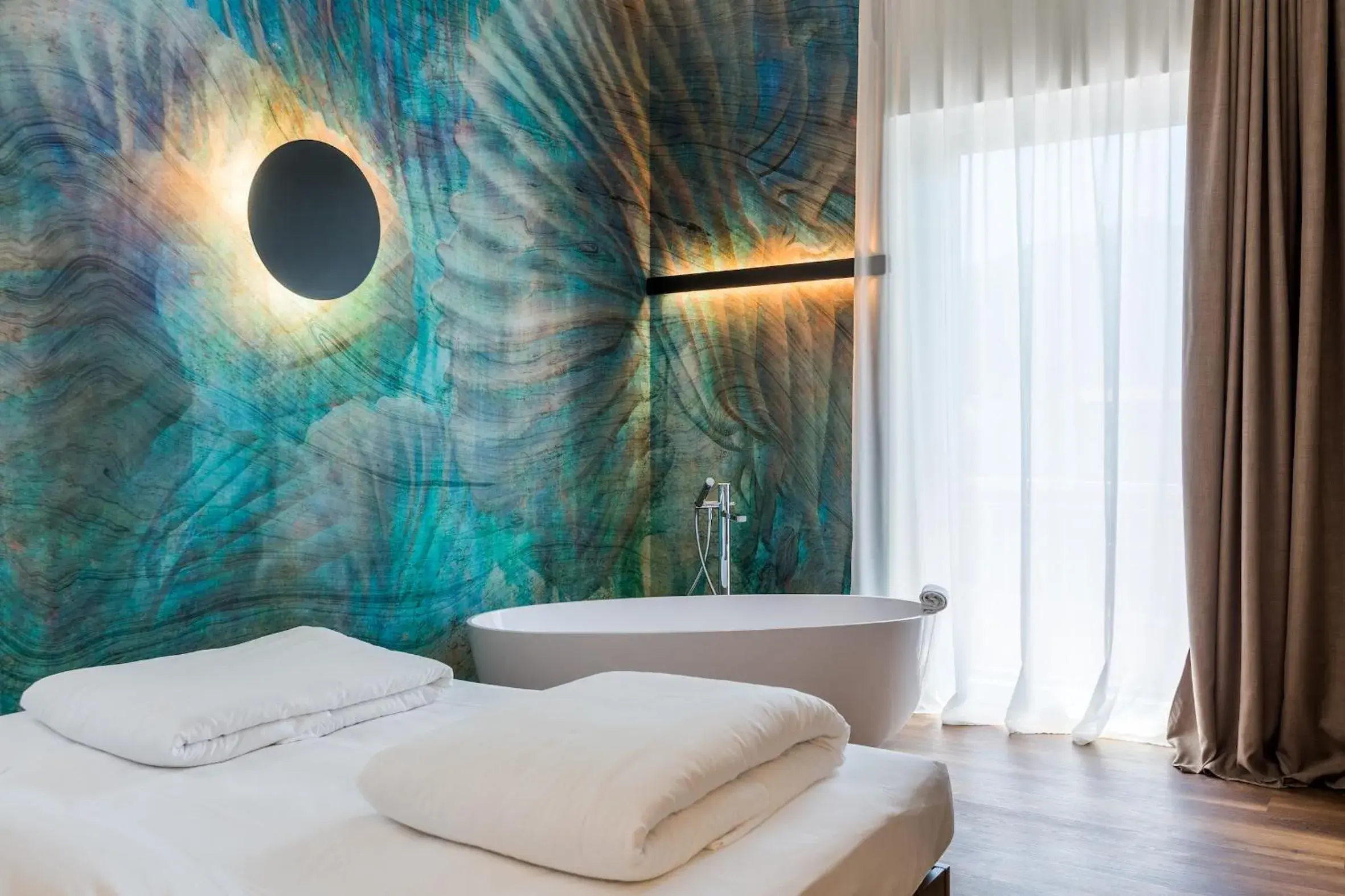 Hotel Baia Azzurra - Lake Front Hotel Baia Azzurra - Lake Front