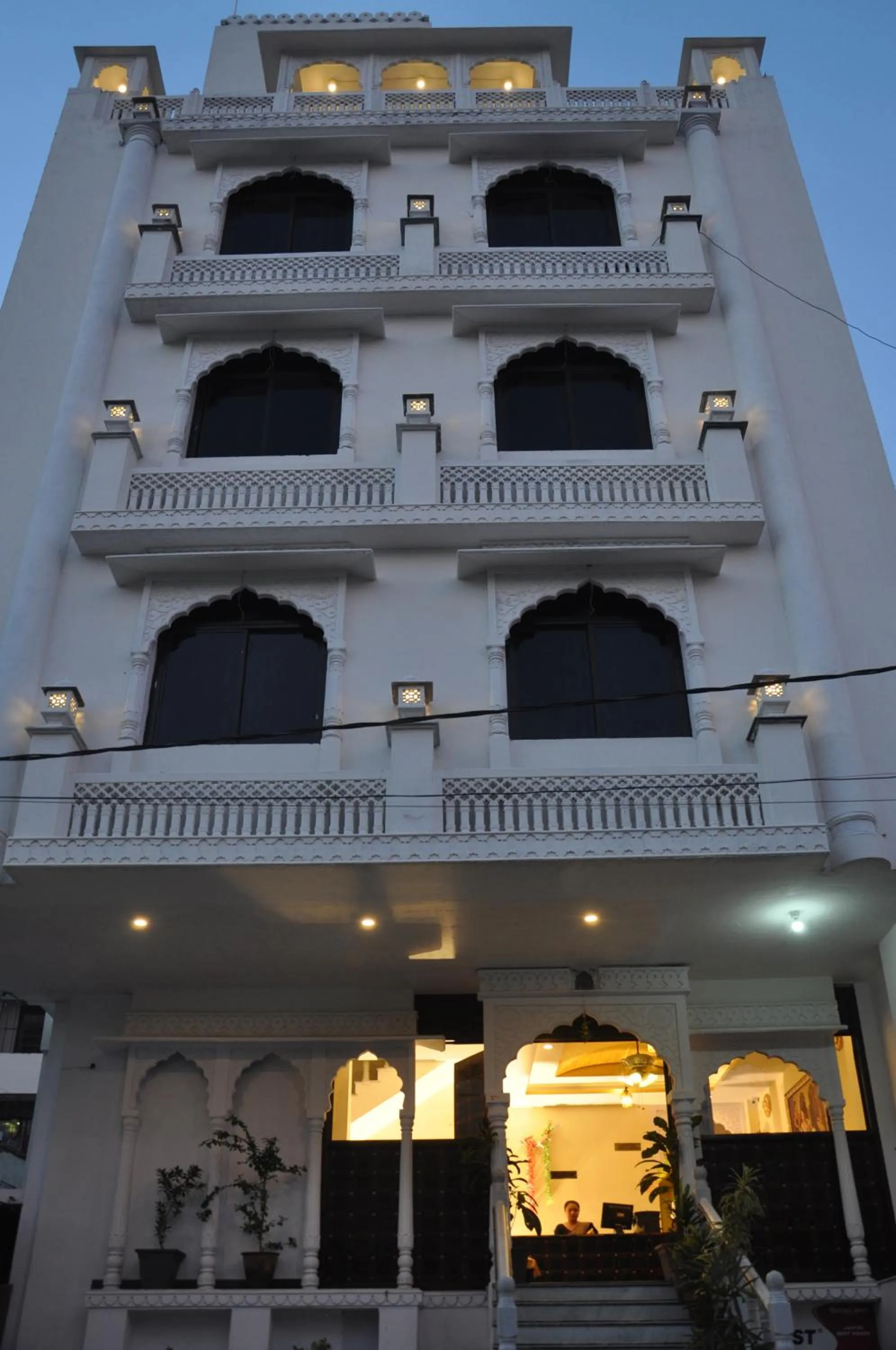 Night in Nahar Singh Haveli