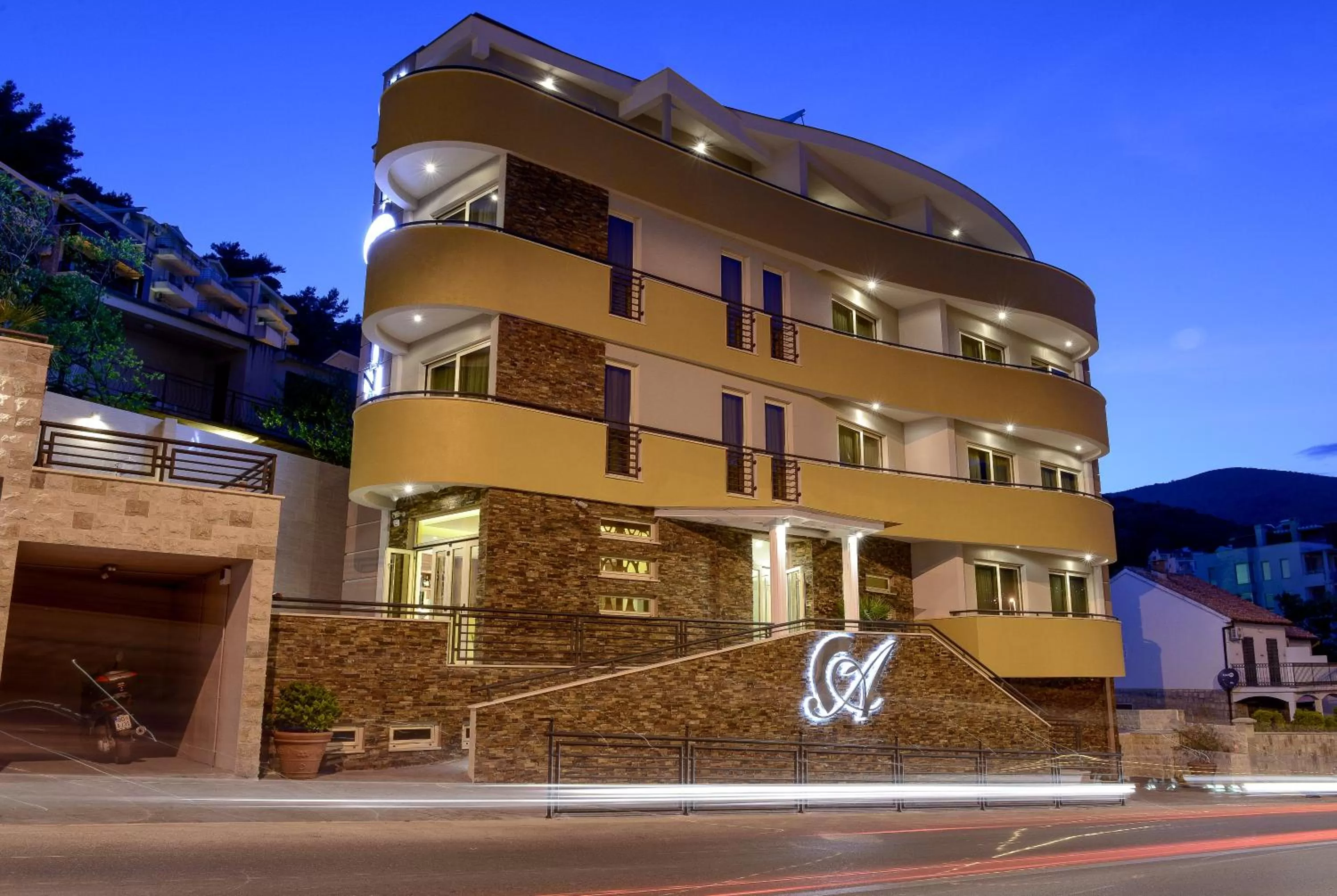 Facade/entrance in Hotel Atina