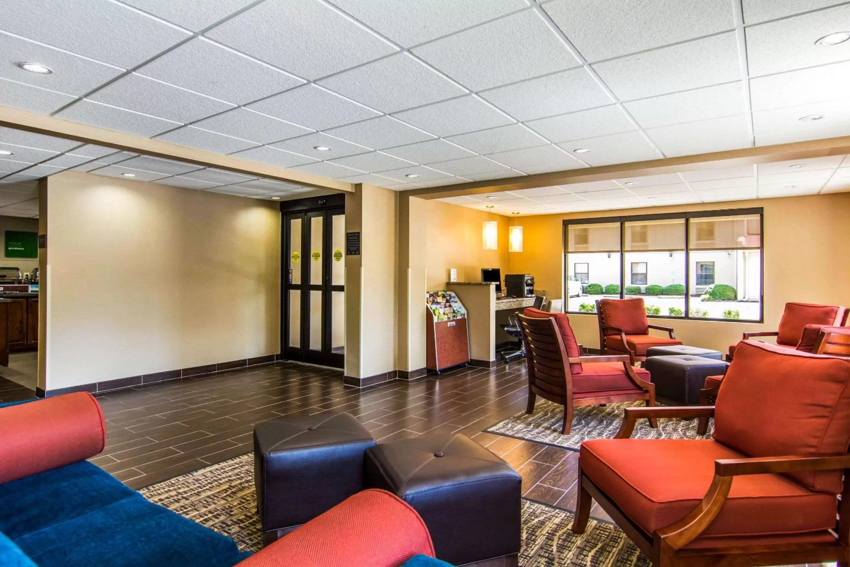 Lobby or reception in Comfort Inn Newport News-Williamsburg East