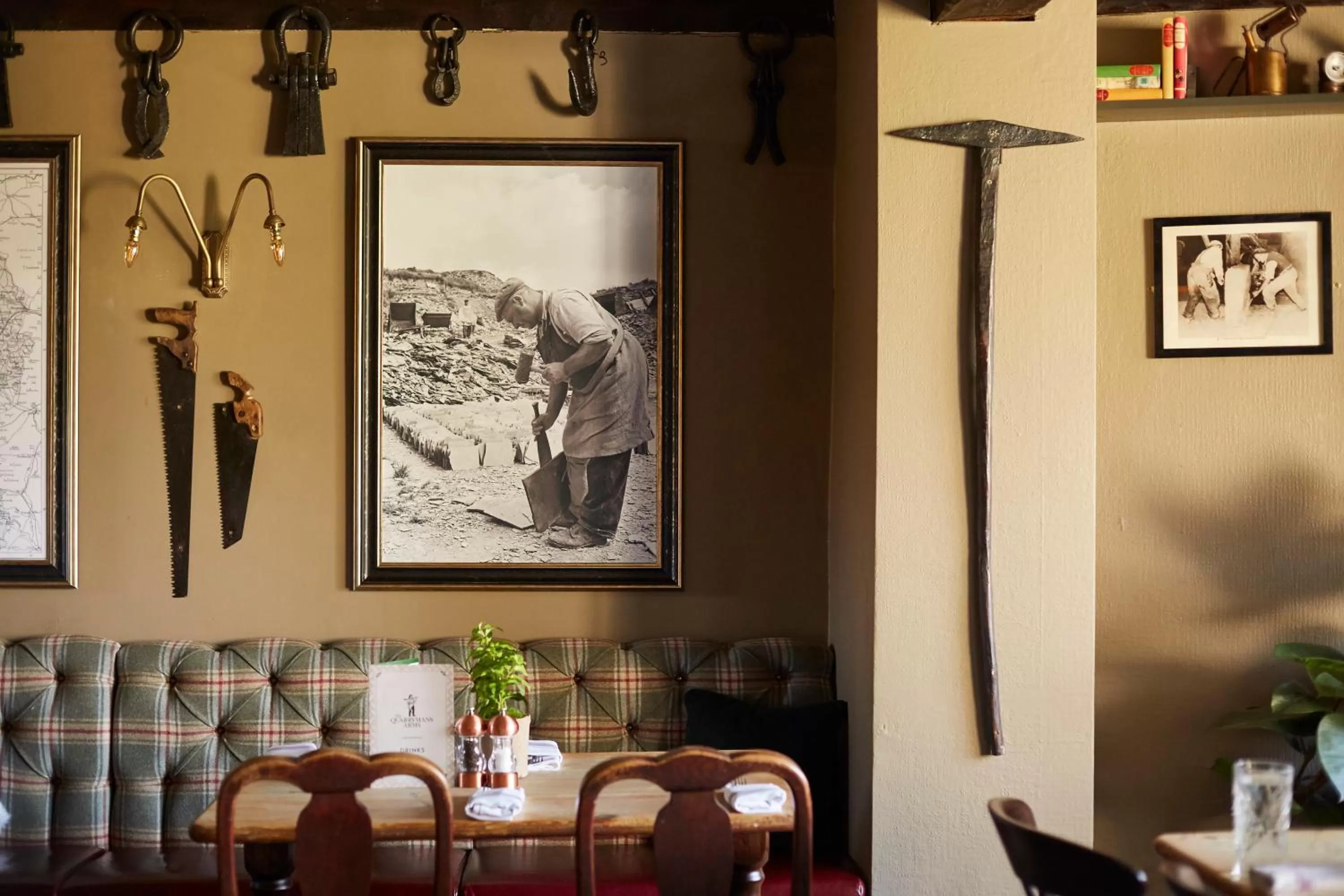 Restaurant/places to eat in The Quarrymans Arms