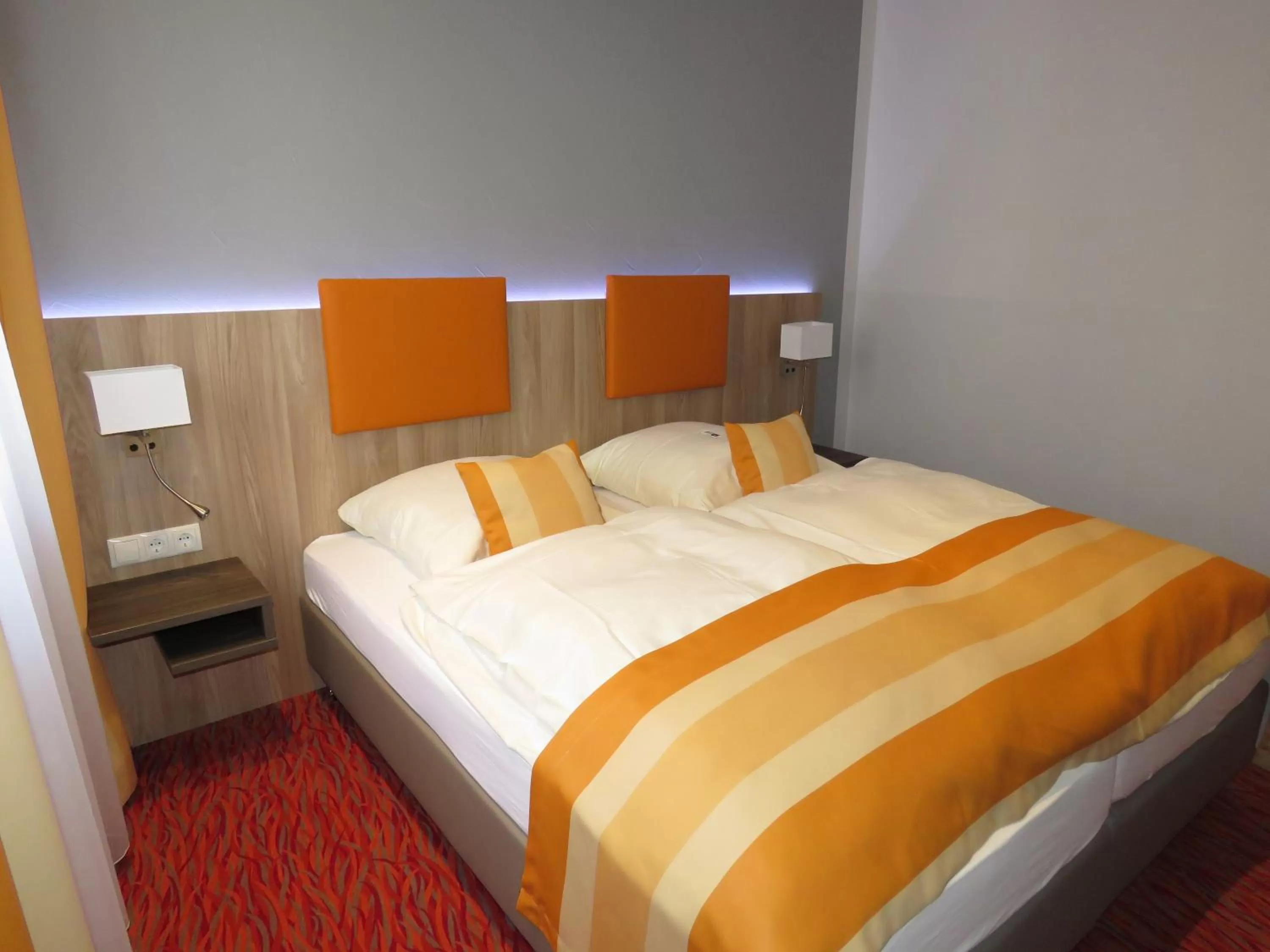 Photo of the whole room, Bed in Hotel Trutzpfaff