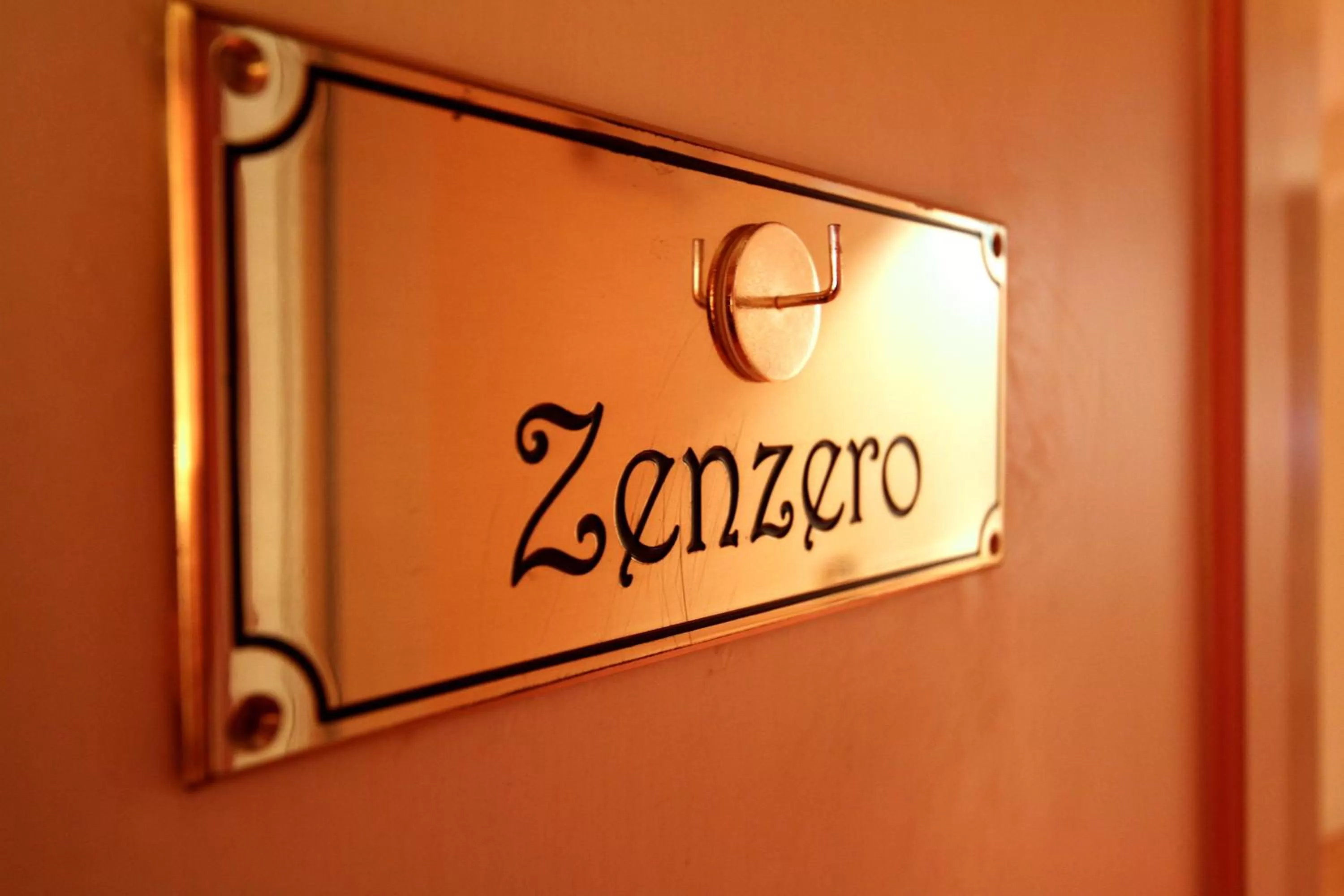 Property logo or sign in Lanterna Di Marco Polo