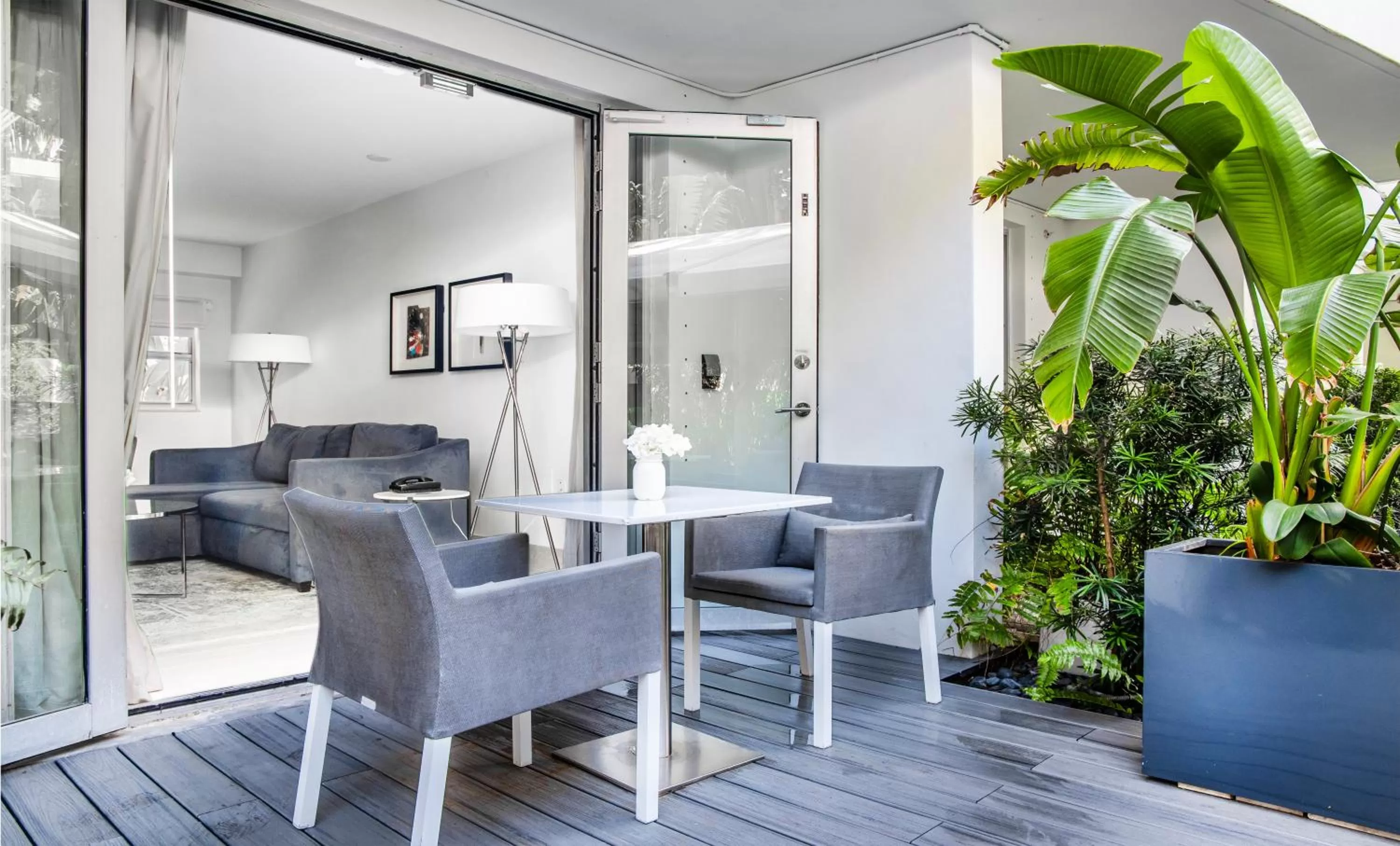 Patio in The Sagamore Hotel South Beach