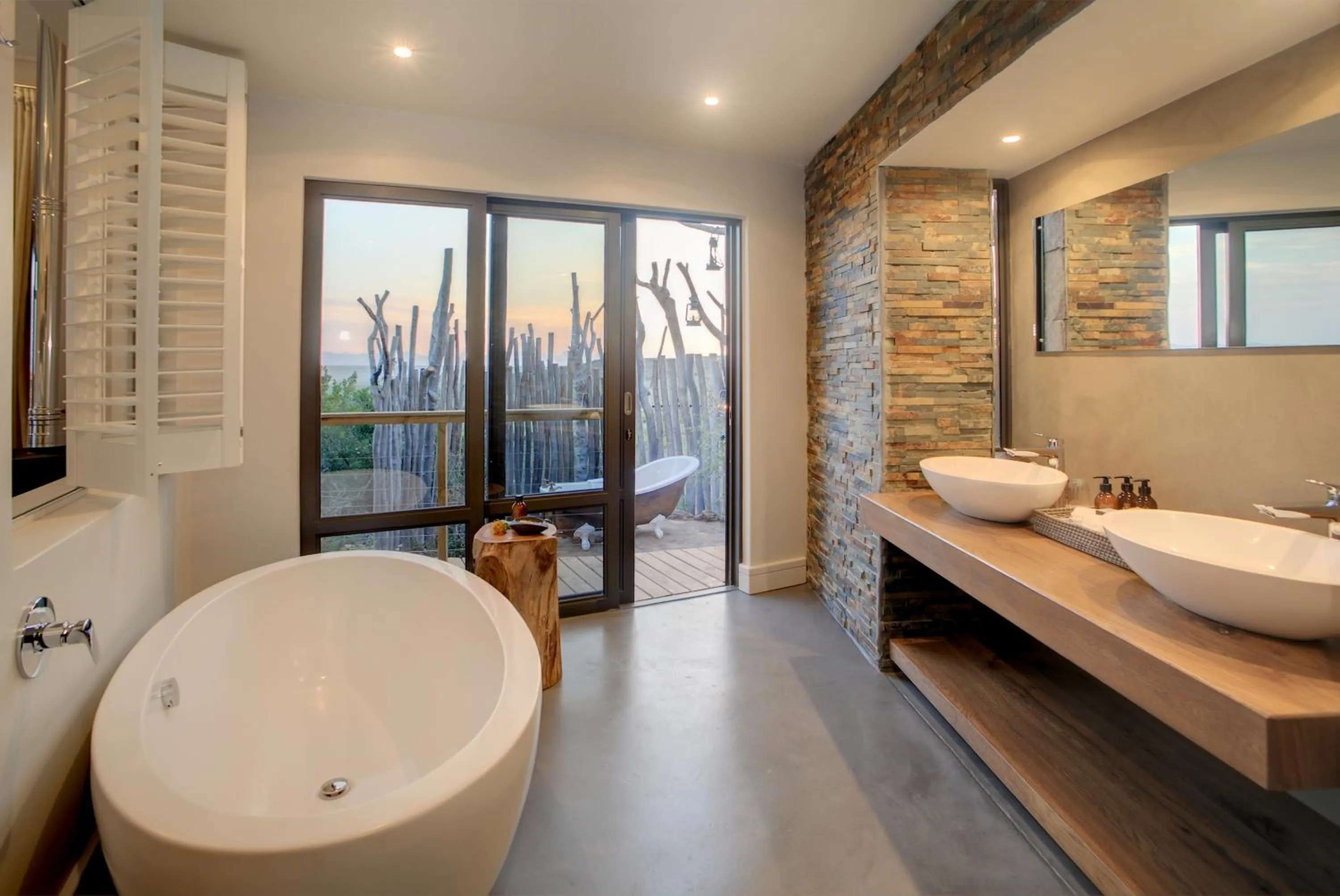 Bathroom in Garden Route Game Lodge
