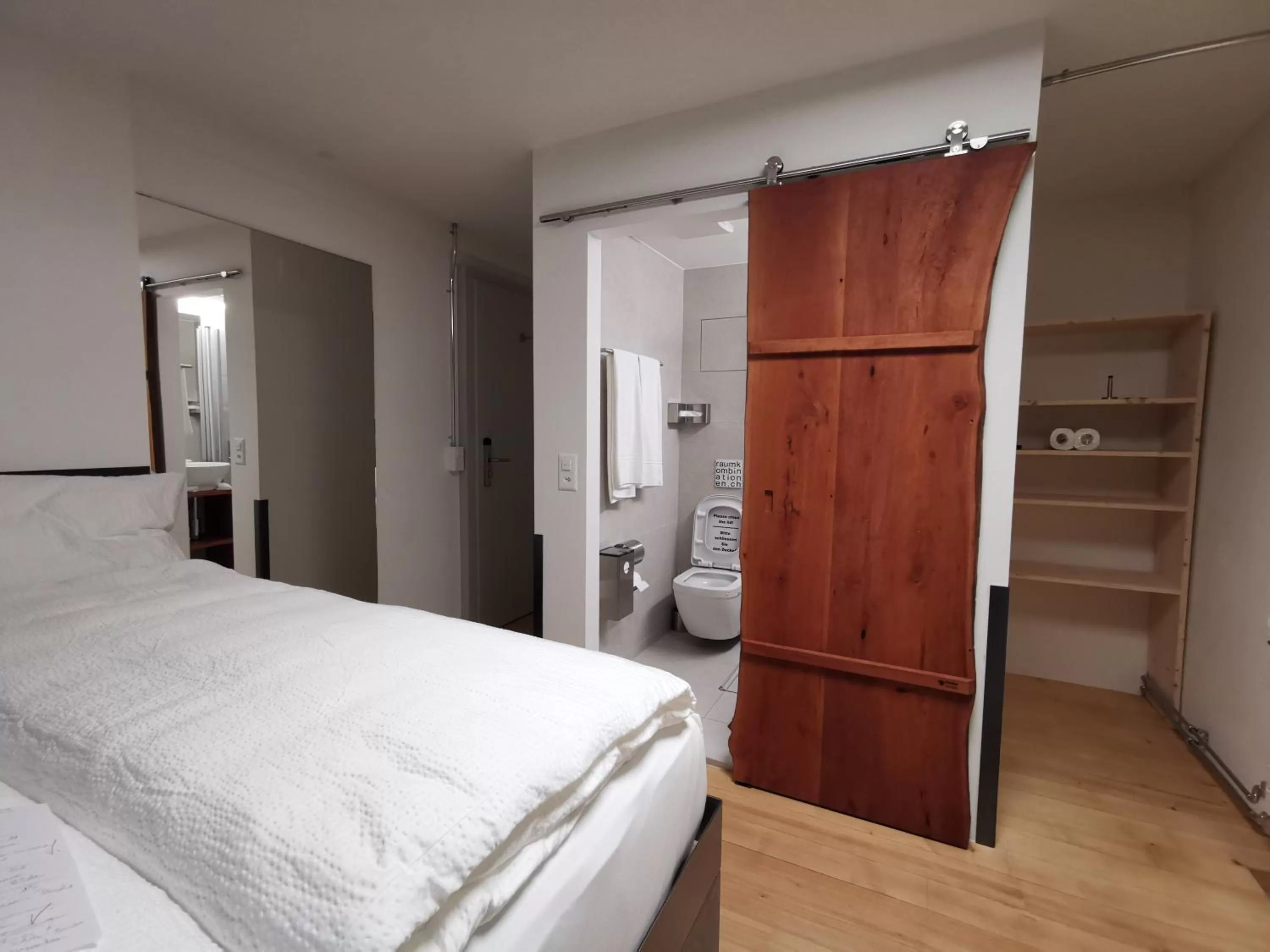 Bed in Boutique Hotel BS16 before Bern City Parking gratis