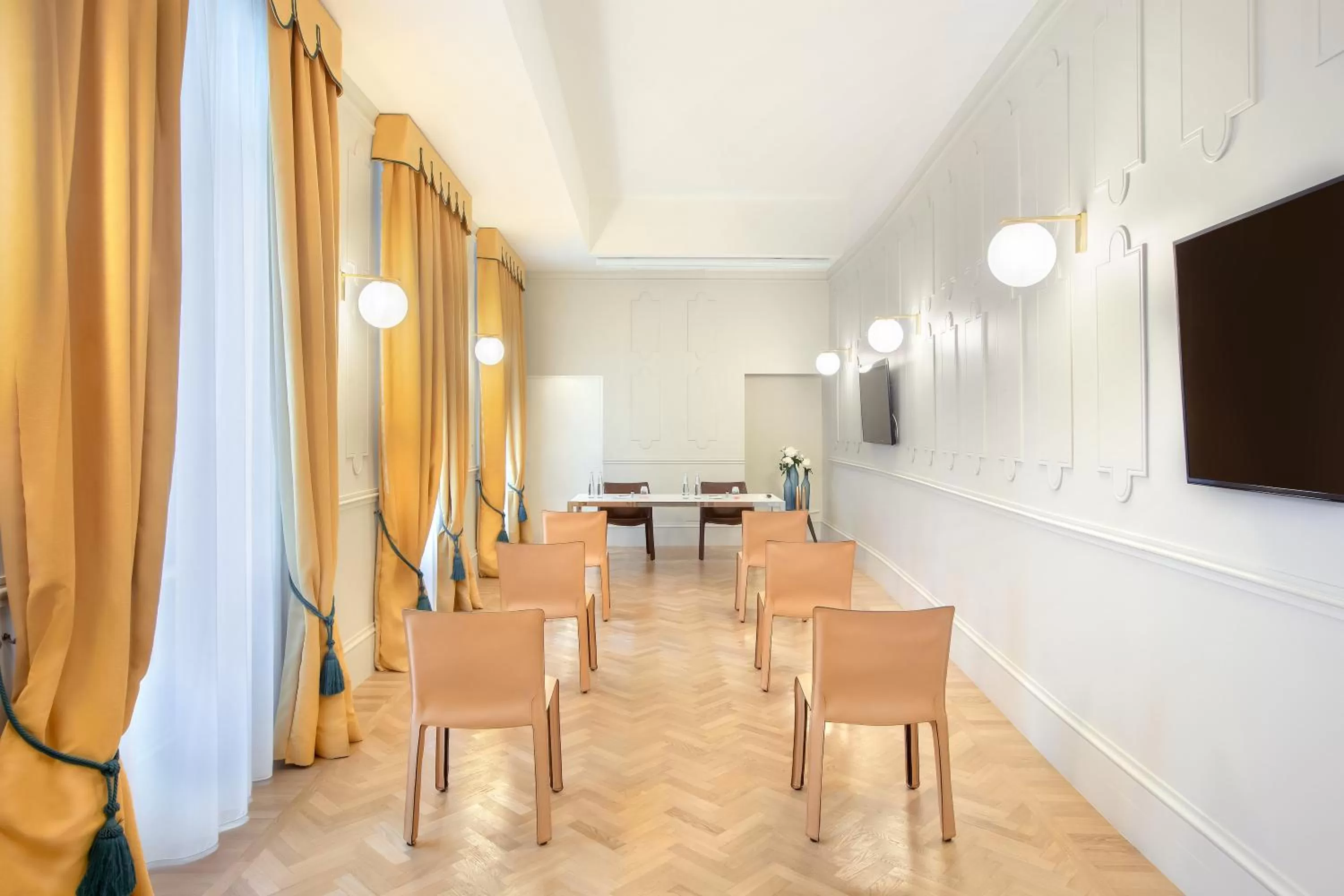 Meeting/conference room in Hotel Indigo Milan - Corso Monforte by IHG