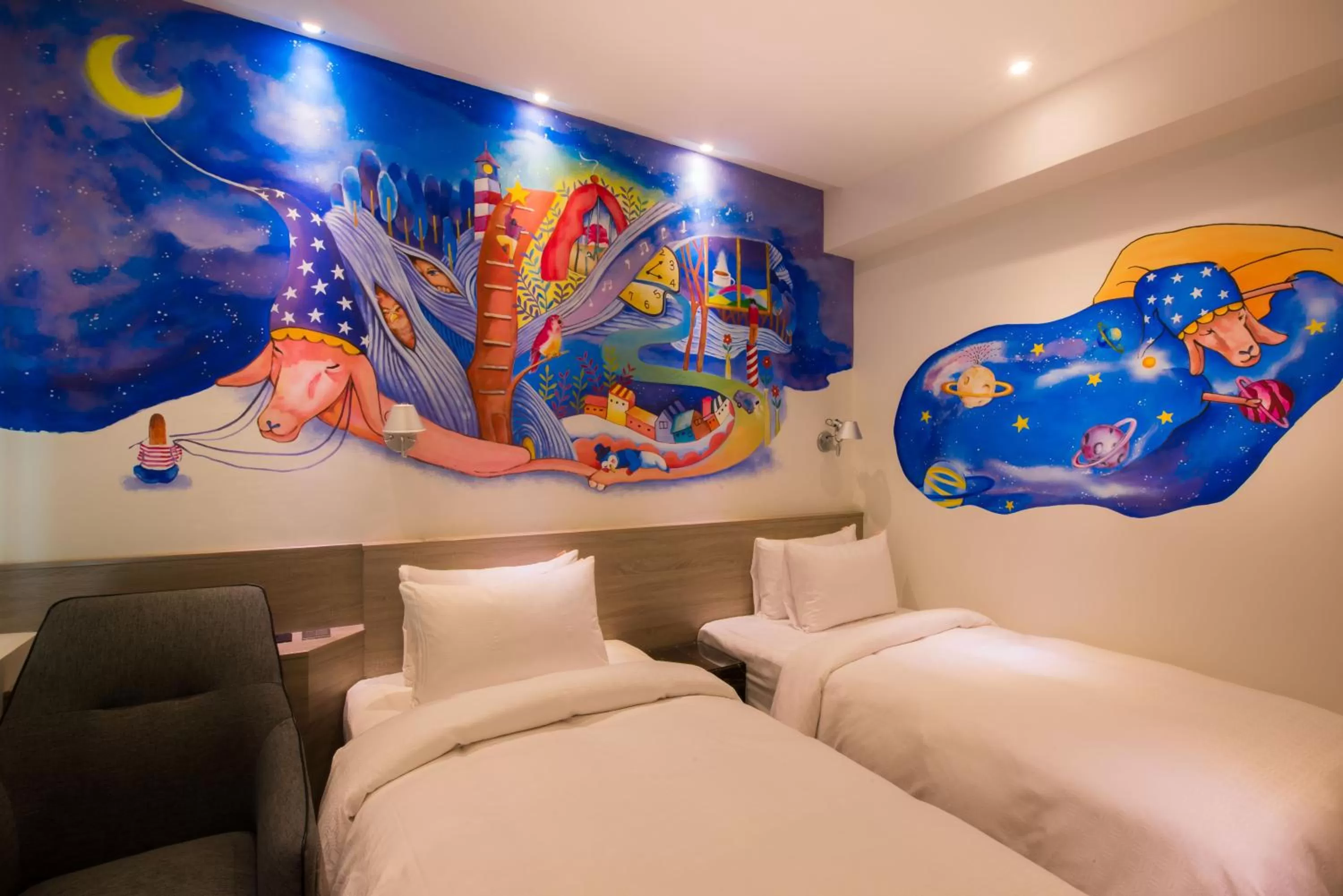 Bed in Legend Hotel Kaohsiung Pier2