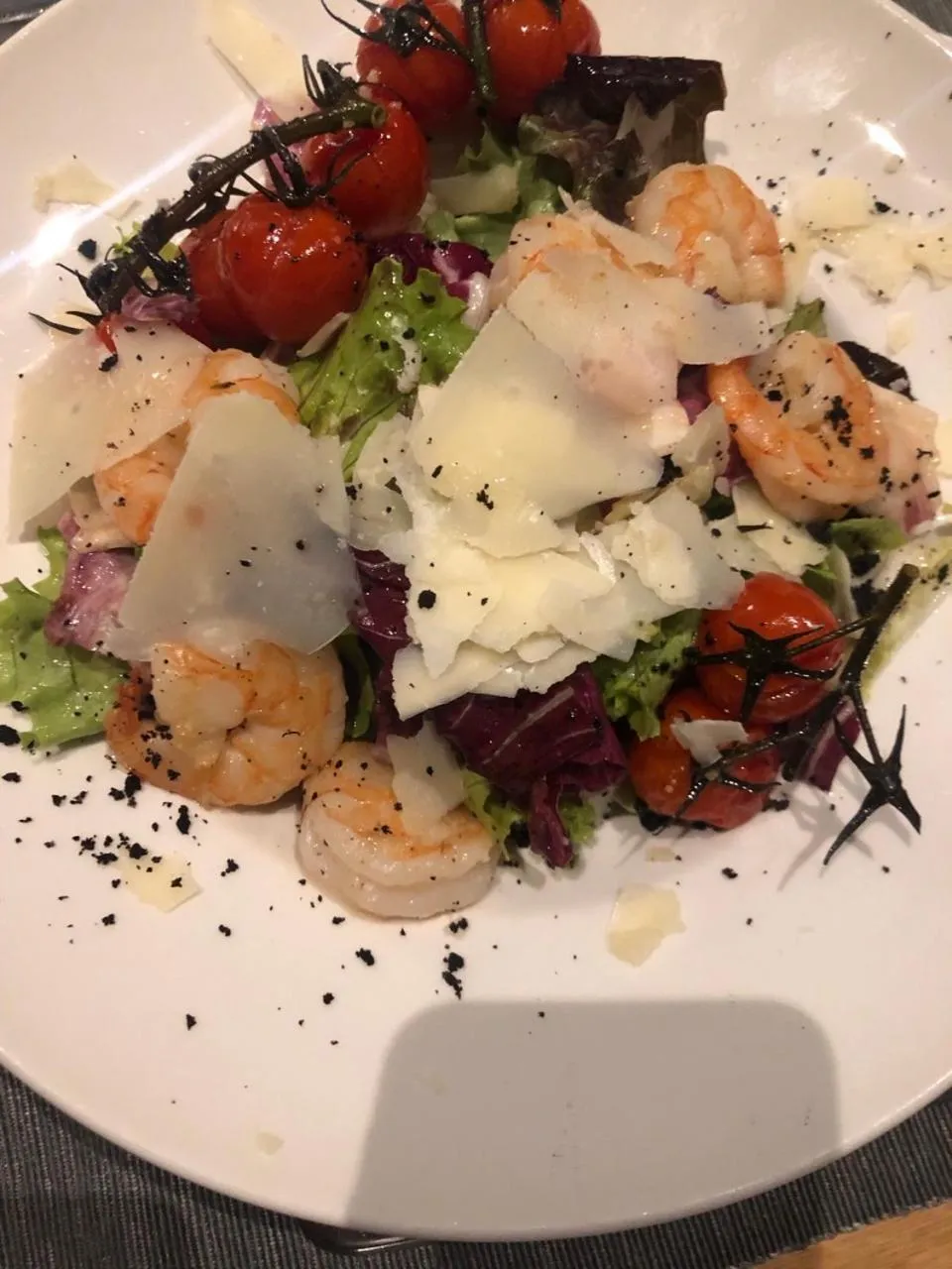 Food in All Seasons Residence Design Hotel - Free parking