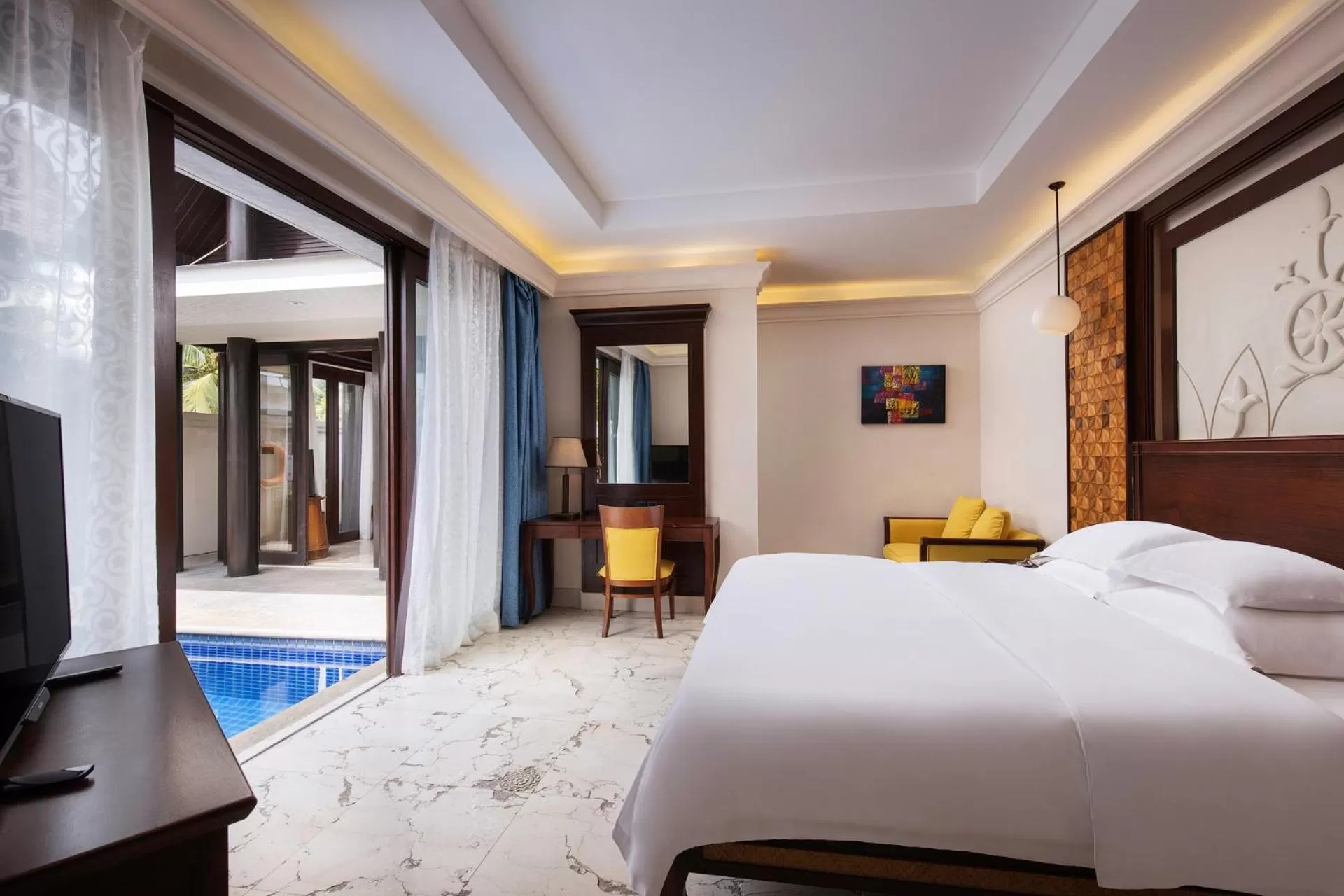 Photo of the whole room, Bed in Pullman Sanya Yalong Bay Villas & Resort