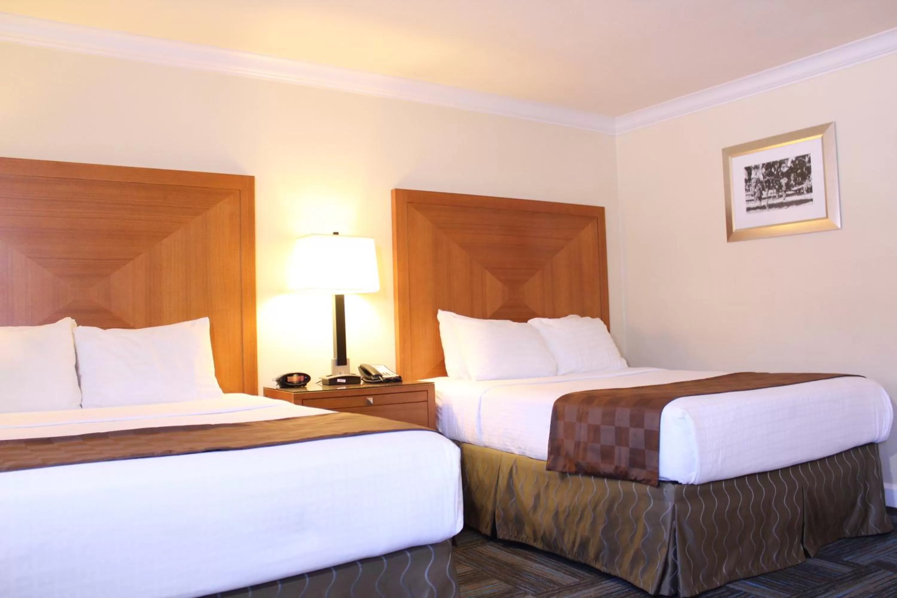 Bed in Inn at San Luis Obispo