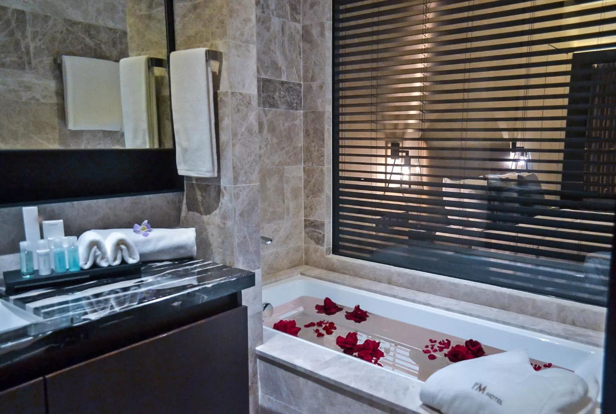 Bathroom in I'M Hotel