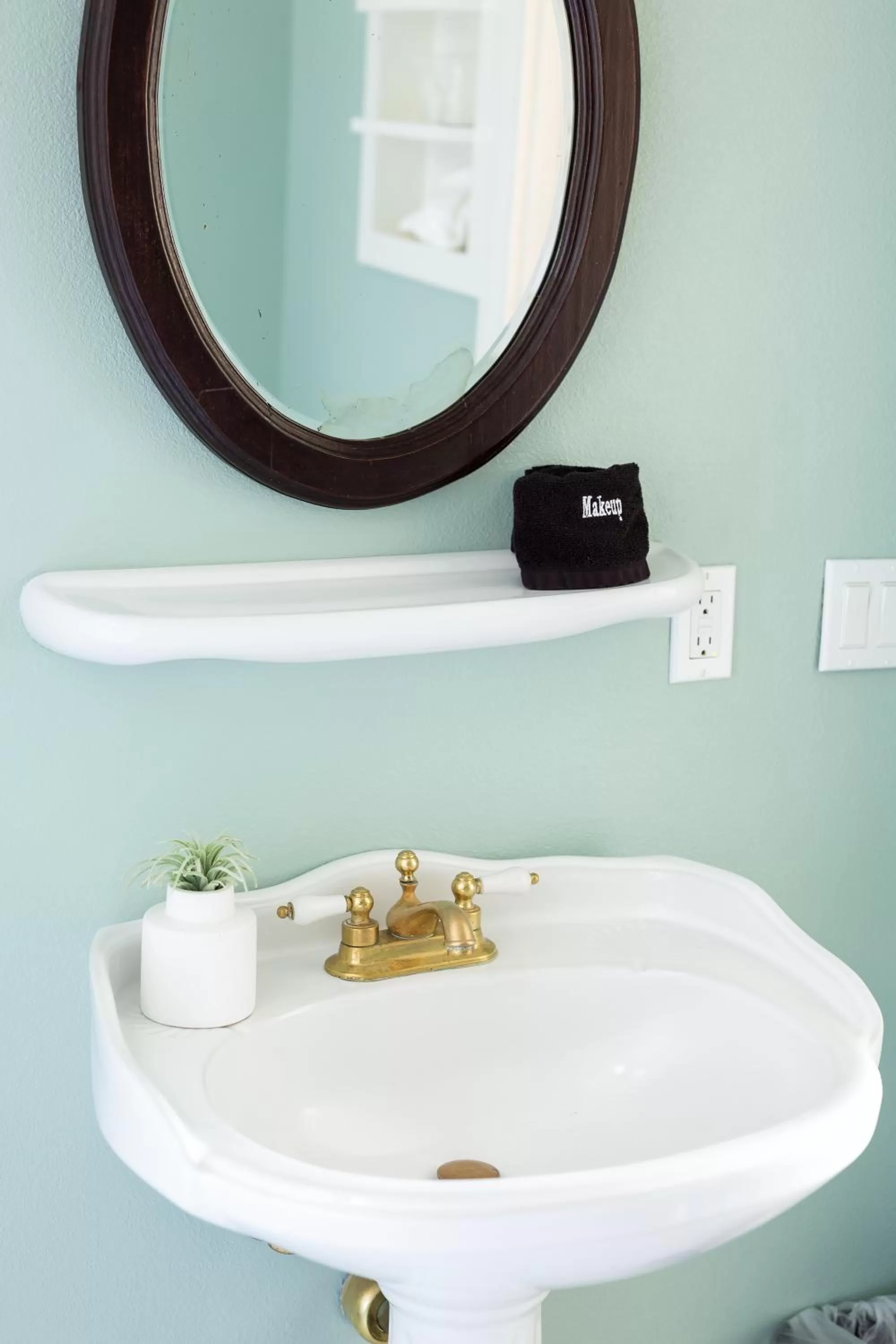 Bathroom in Garden Street Inn Downtown San Luis Obispo, A Kirkwood Collection Hotel