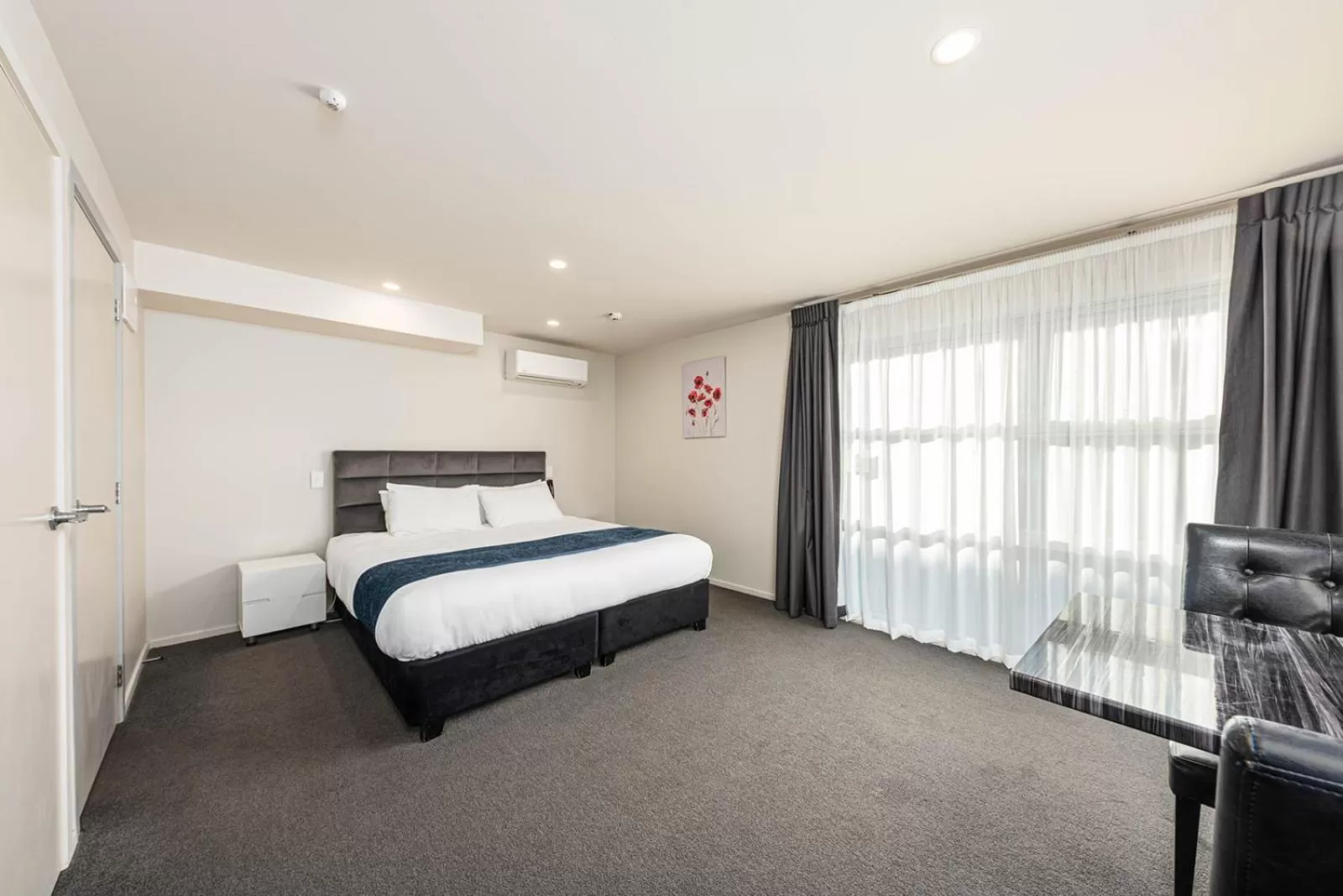 Photo of the whole room, Bed in 311 Motel Riccarton