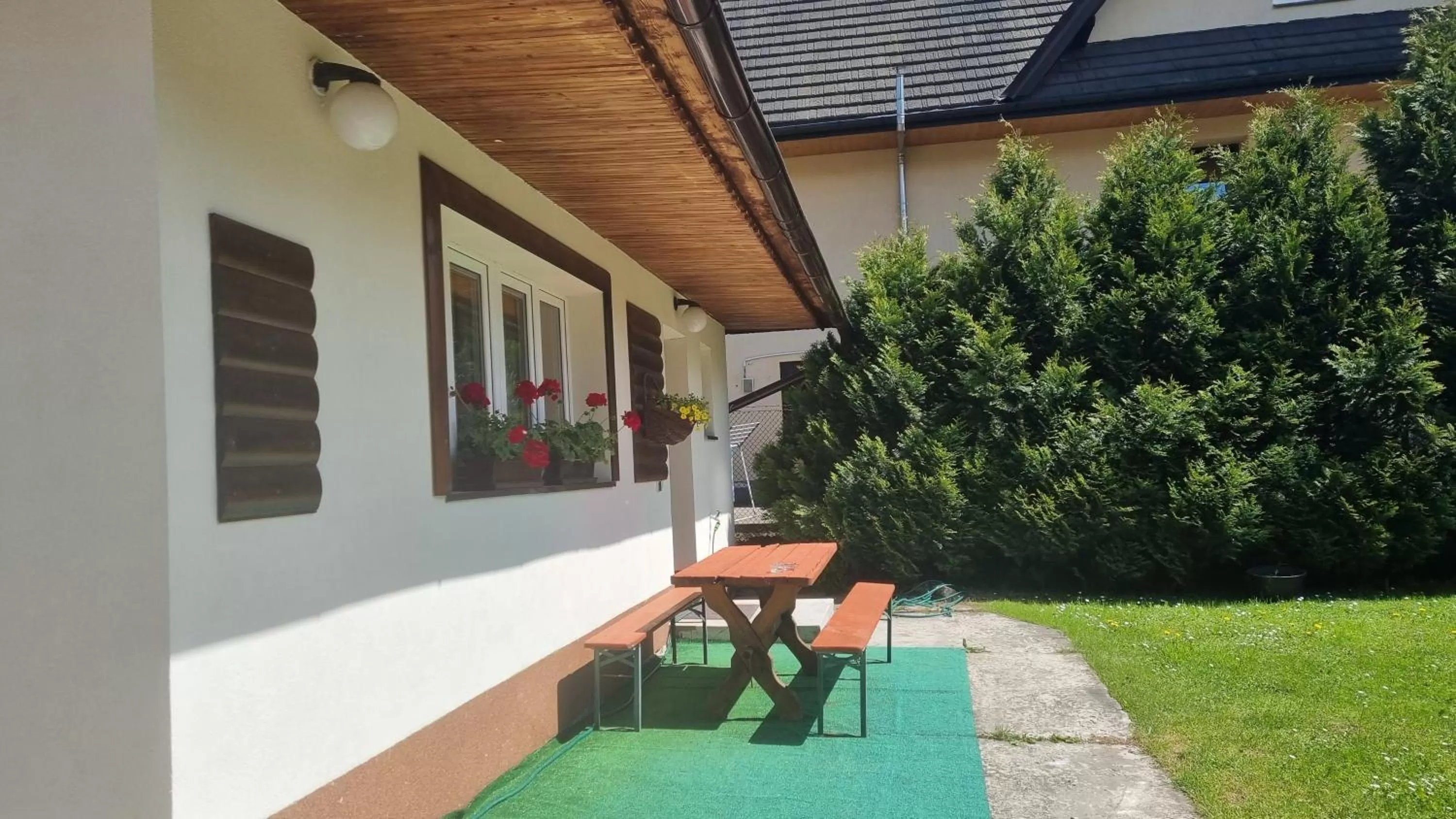 Property building in Willa Mozaika