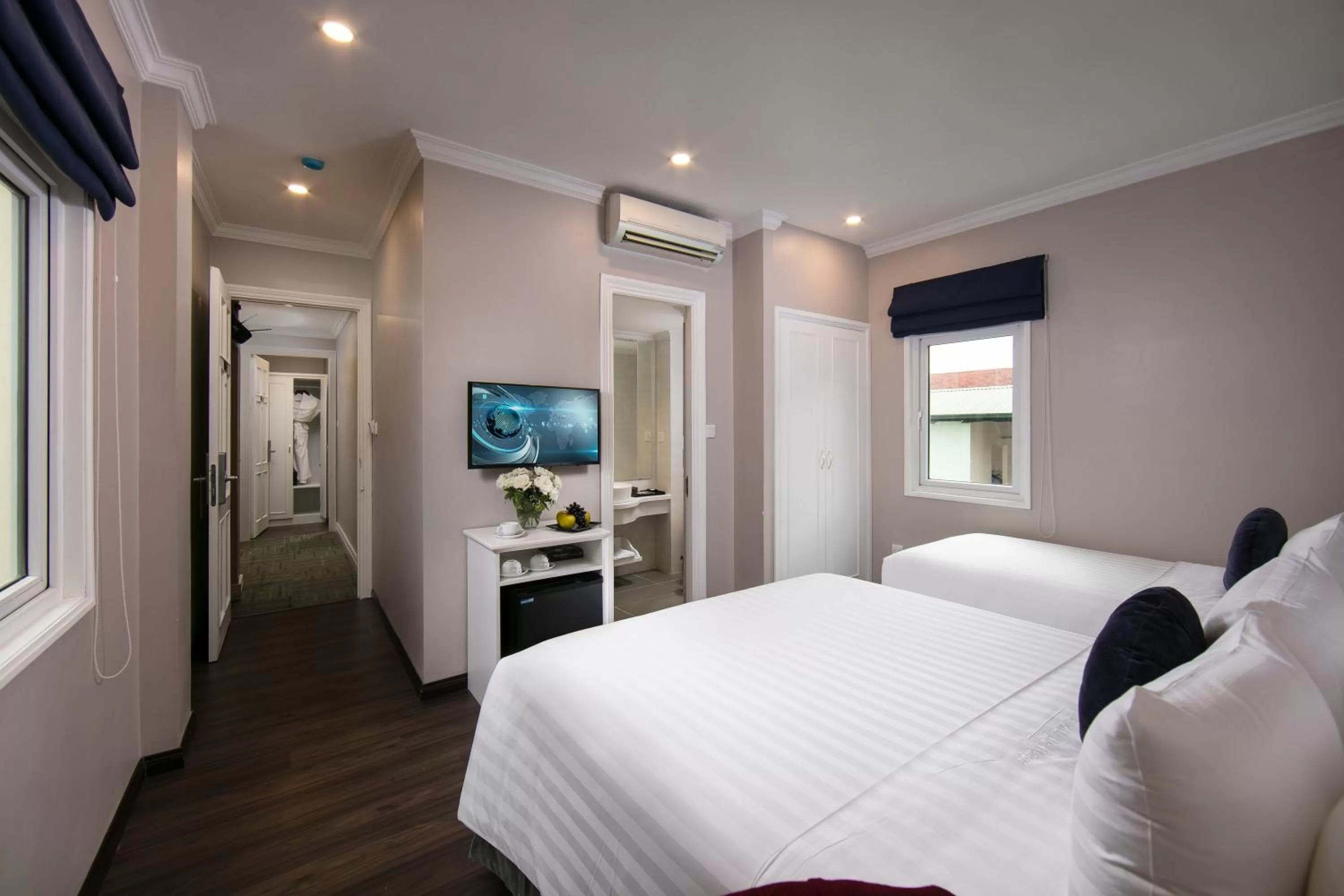 Bedroom, Bed in Flora Centre Hotel & Spa