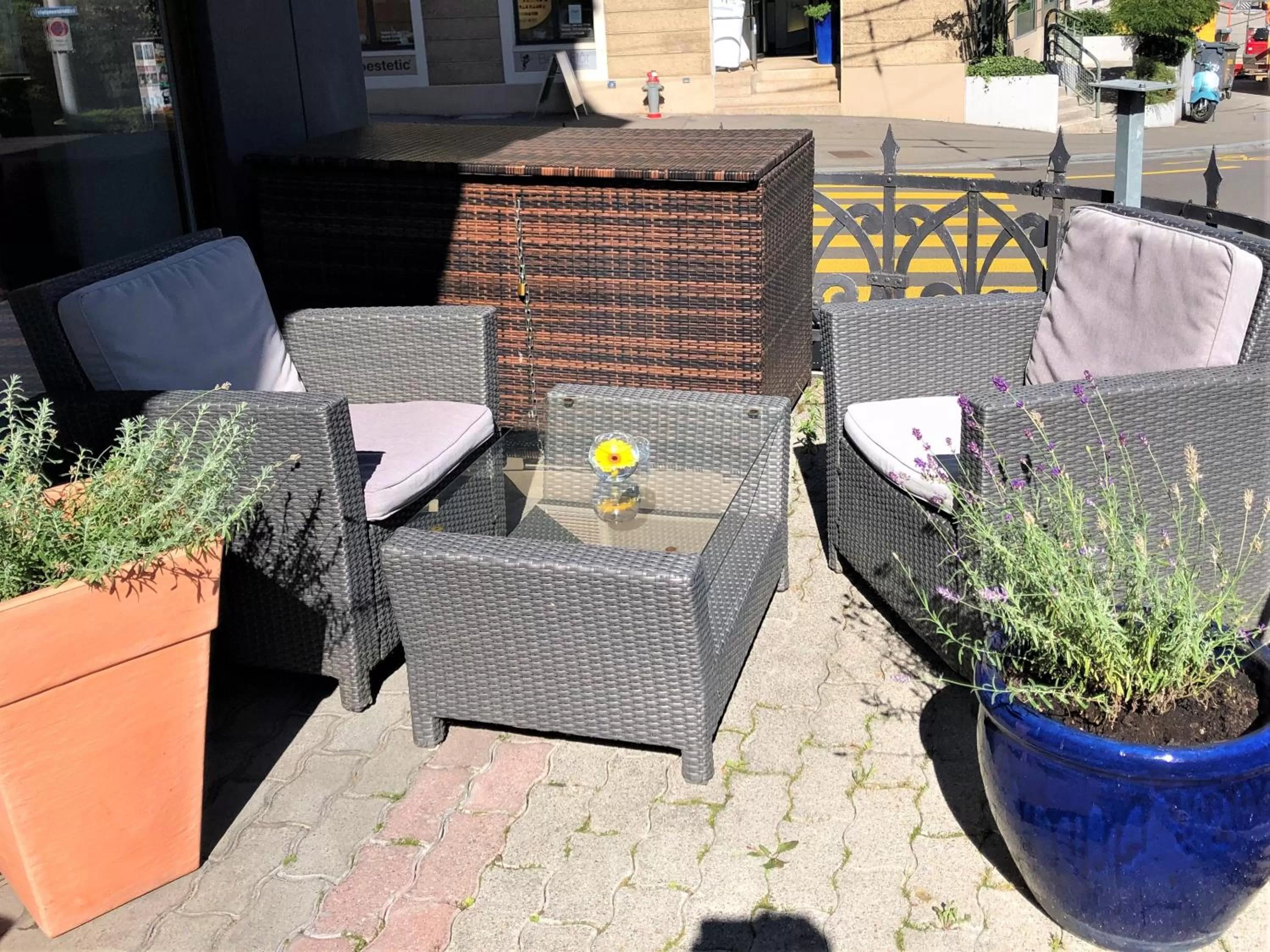 Restaurant/places to eat in Hotel Neufeld