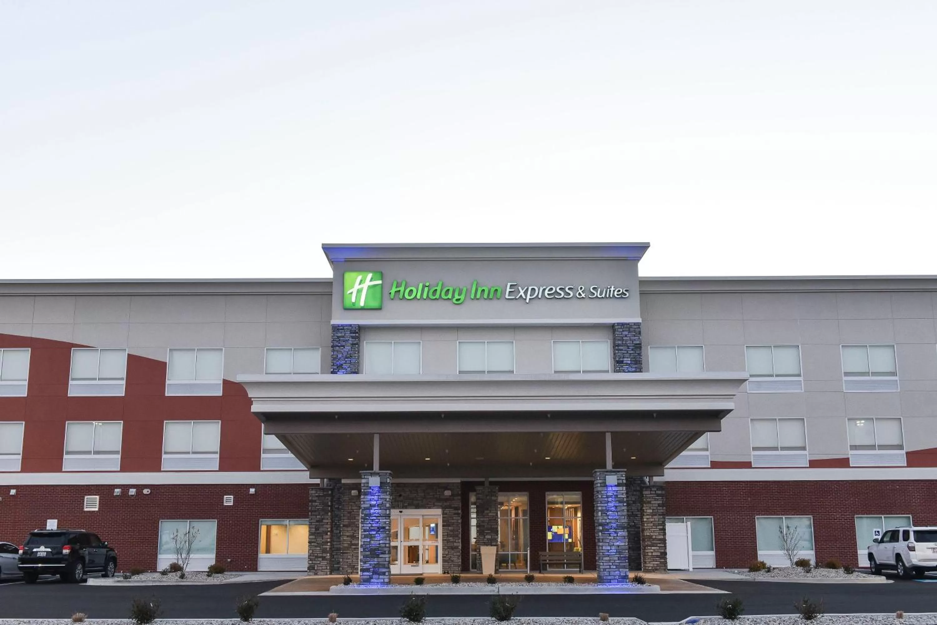 Property building in Holiday Inn Express & Suites - Madisonville by IHG