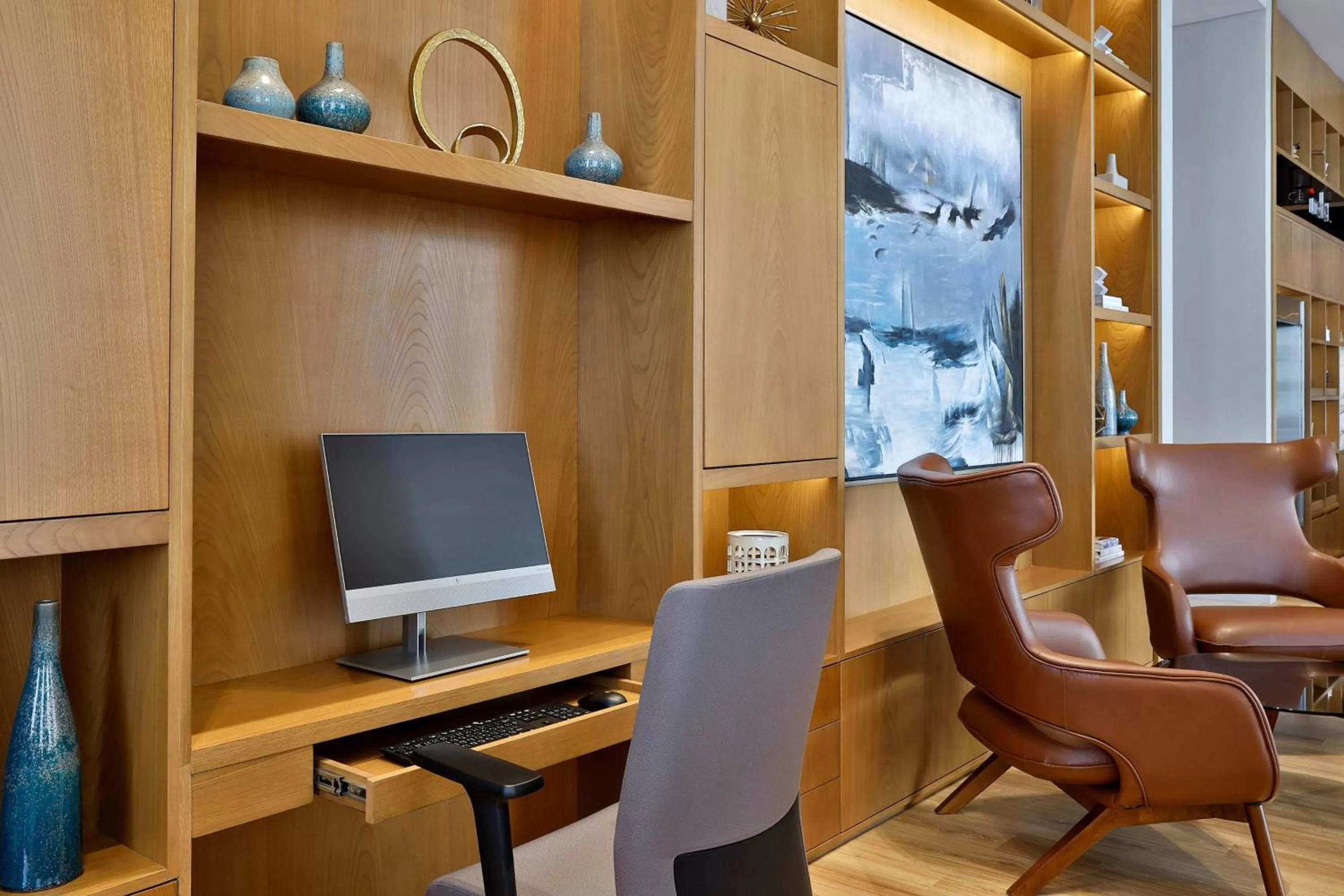 Business facilities in Residence Inn by Marriott Al Jaddaf