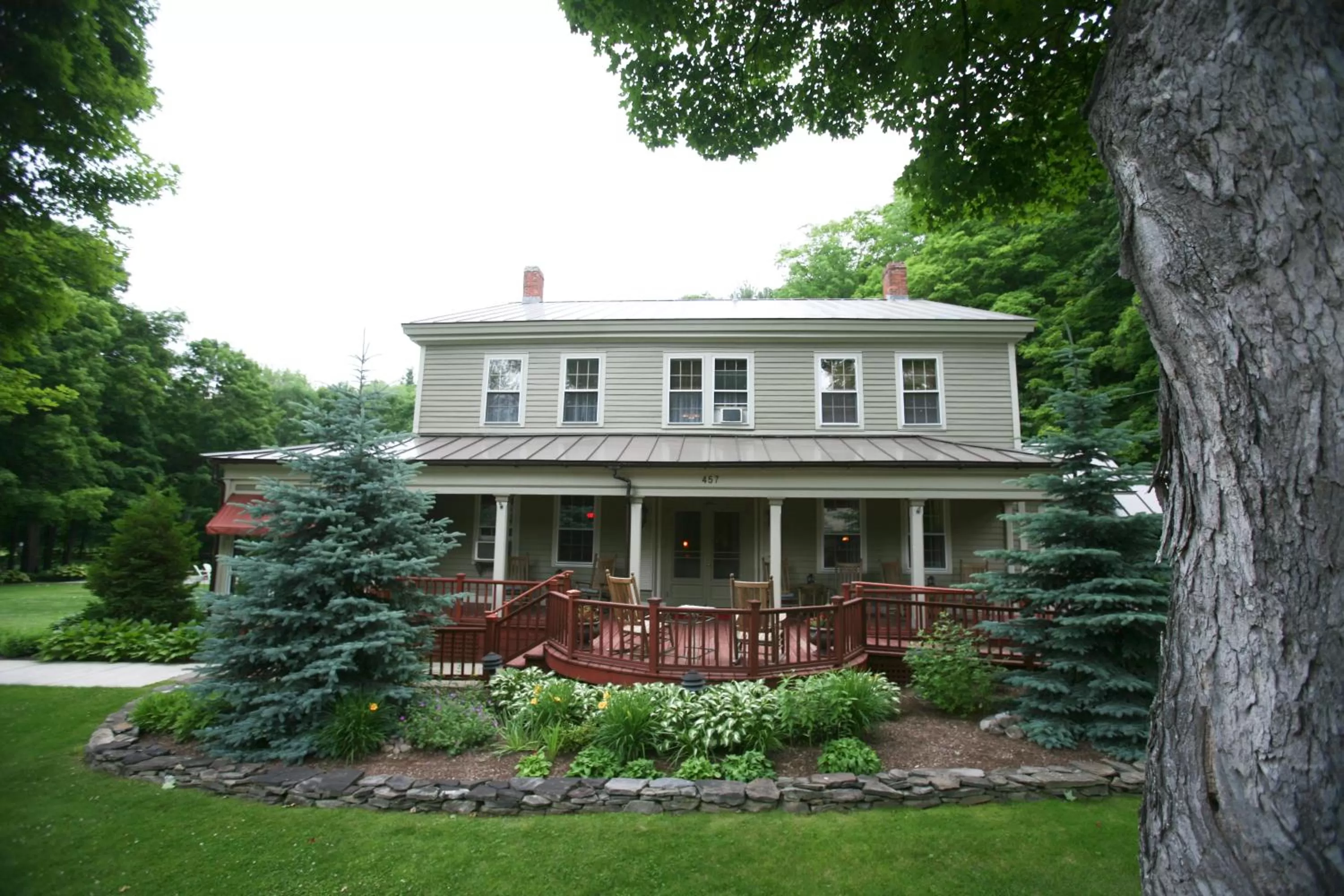 Property Building in Waybury Inn