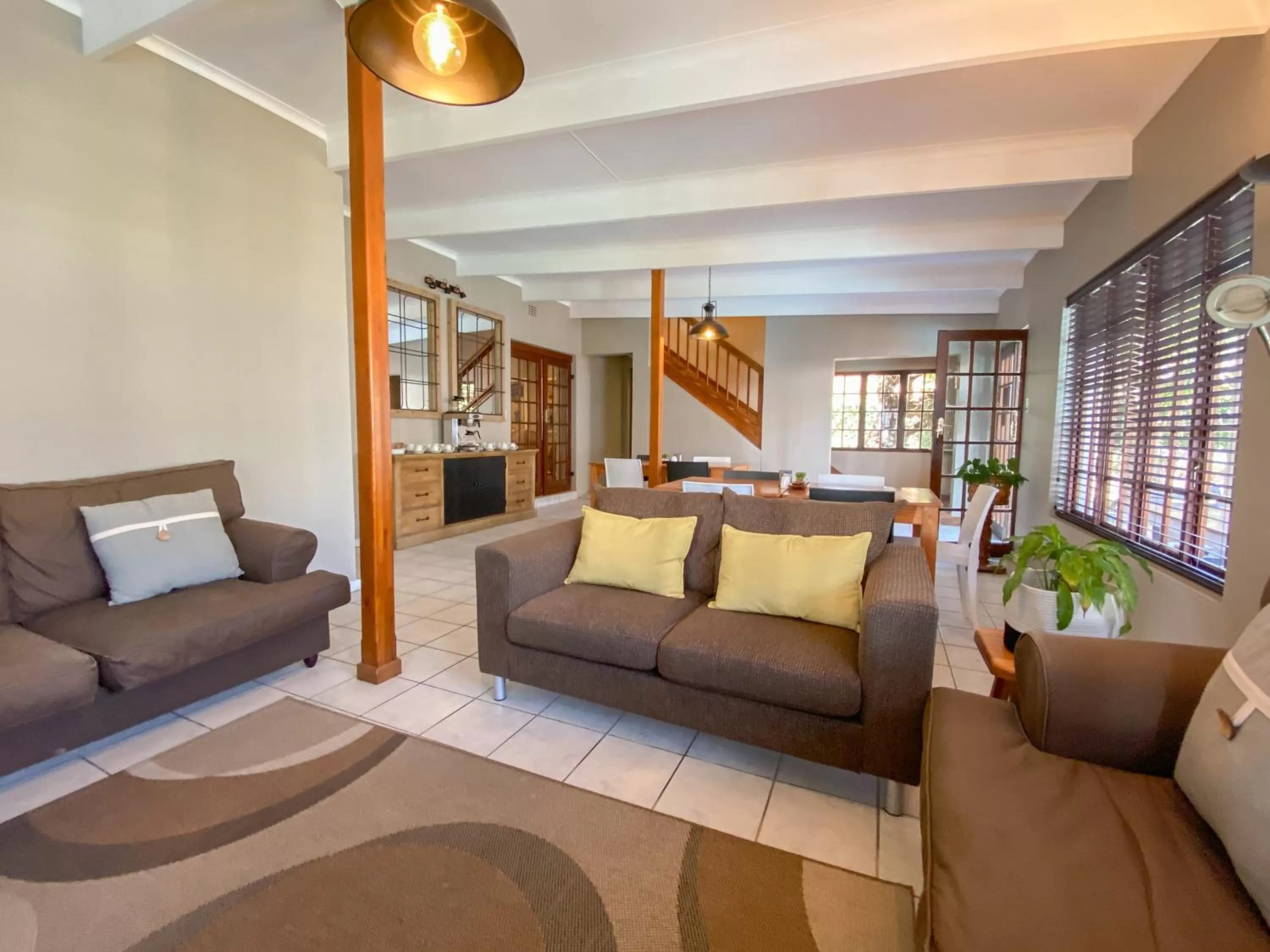 Lounge or bar in Loerie Guest Lodge