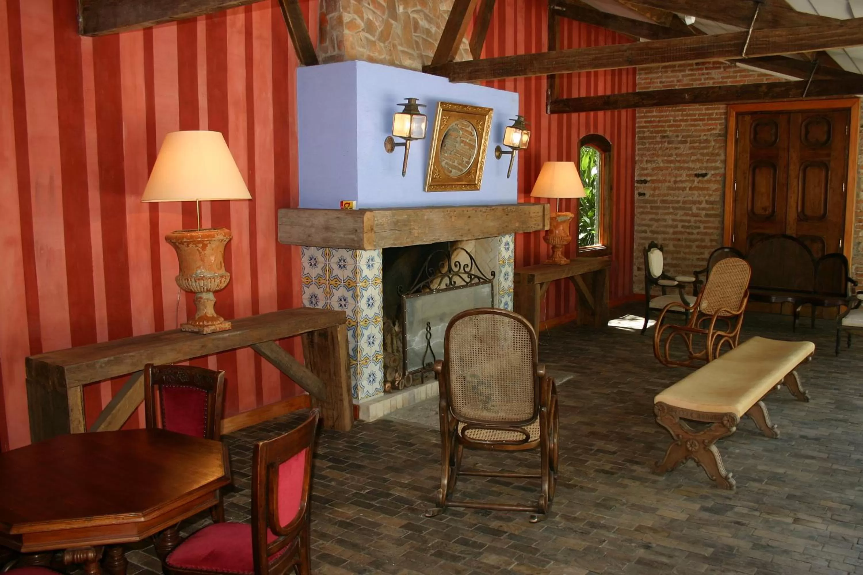 Communal lounge/ TV room in Charqueada Santa Rita Pousada de Charme