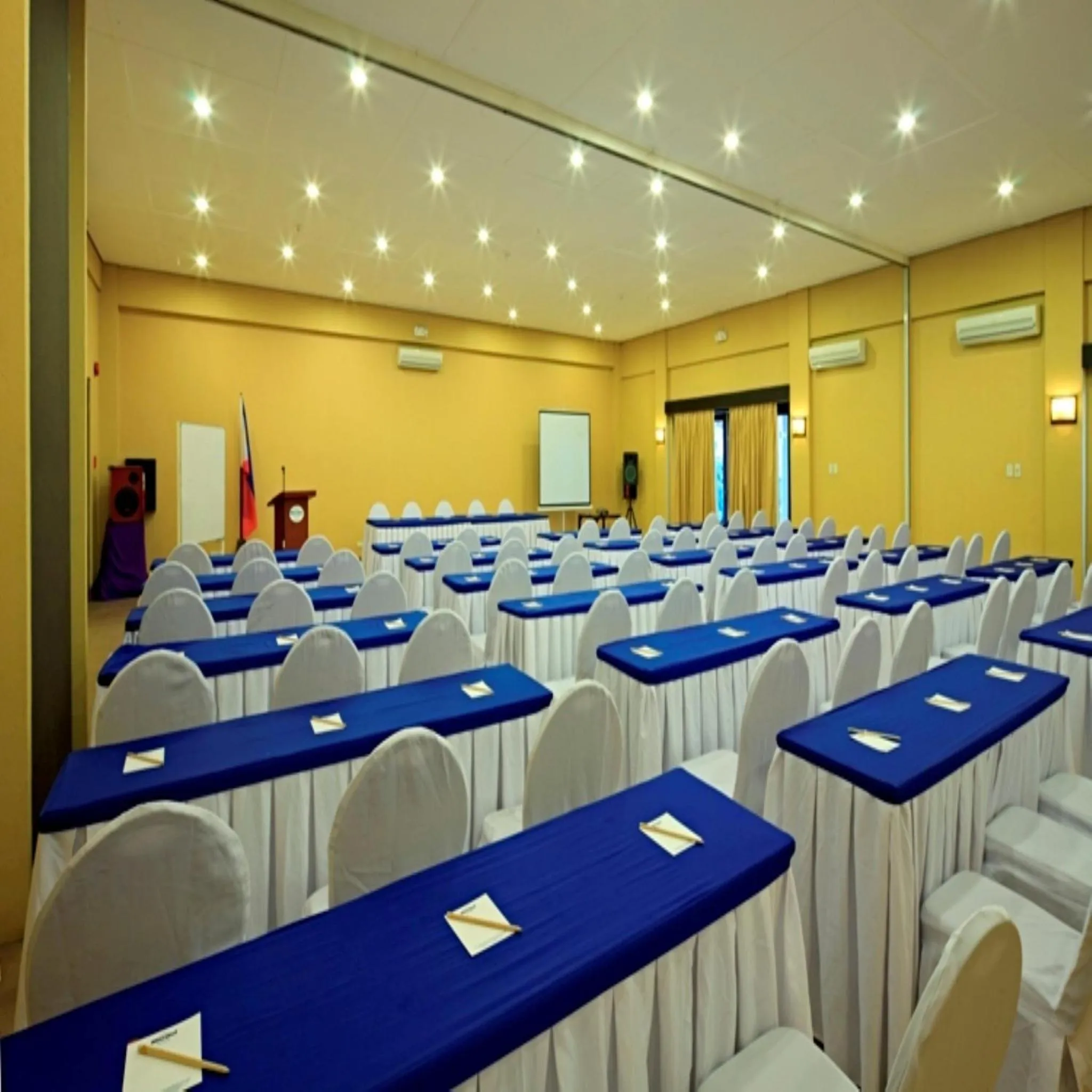 Banquet/Function facilities in Microtel by Wyndham Davao