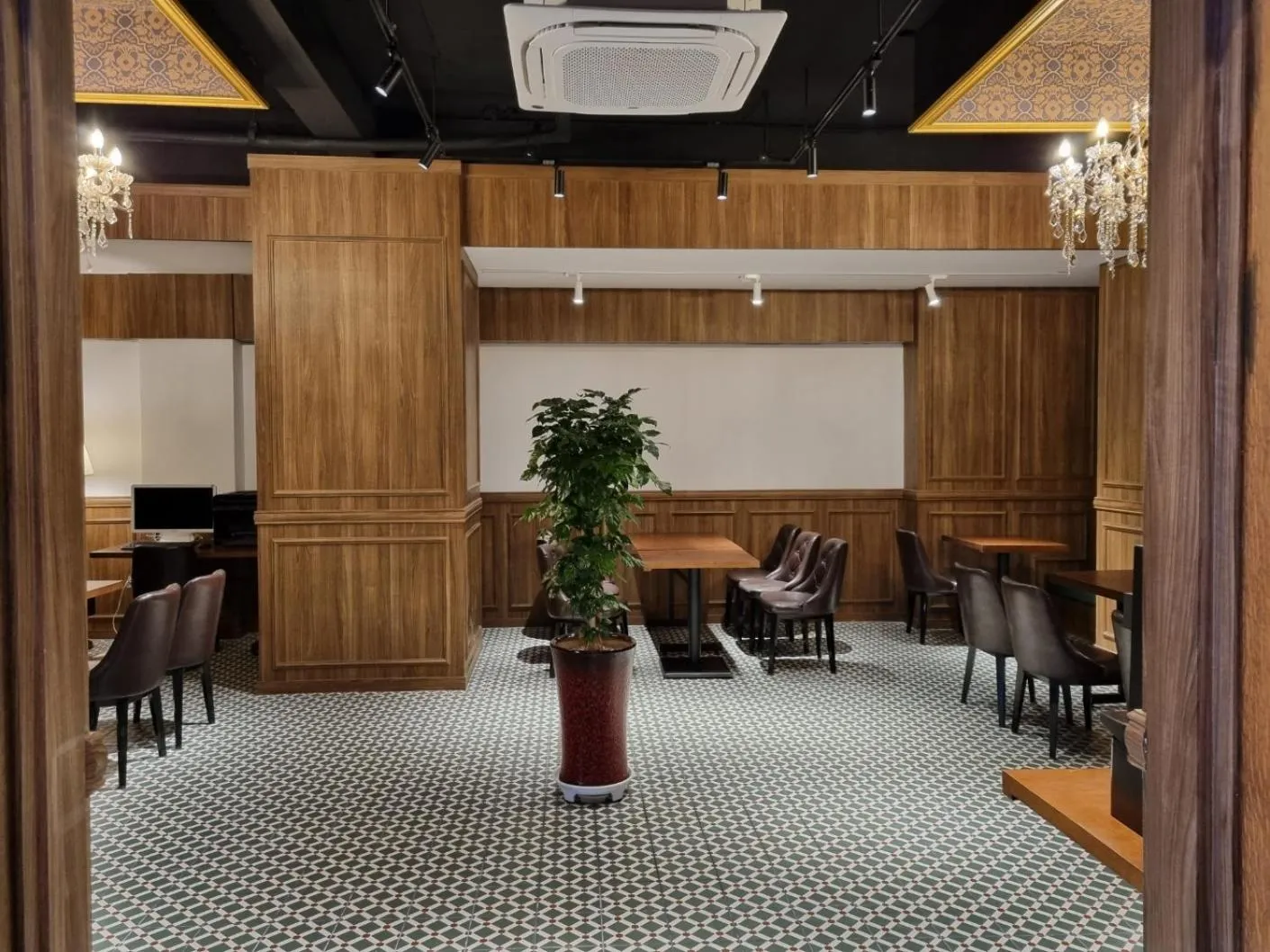 Lobby or reception in Angel Hotel