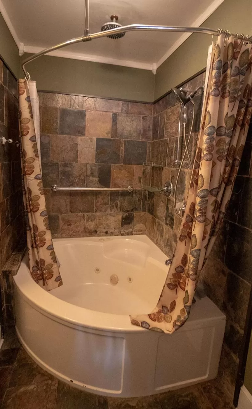 Casablanca Inn on the Bay