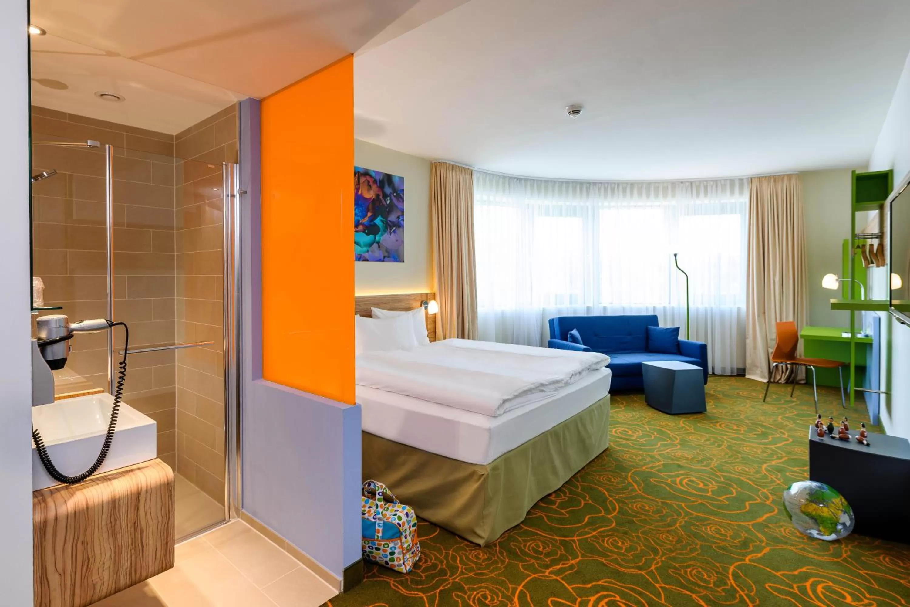 Photo of the whole room, Bed in Ibis Styles Hildesheim