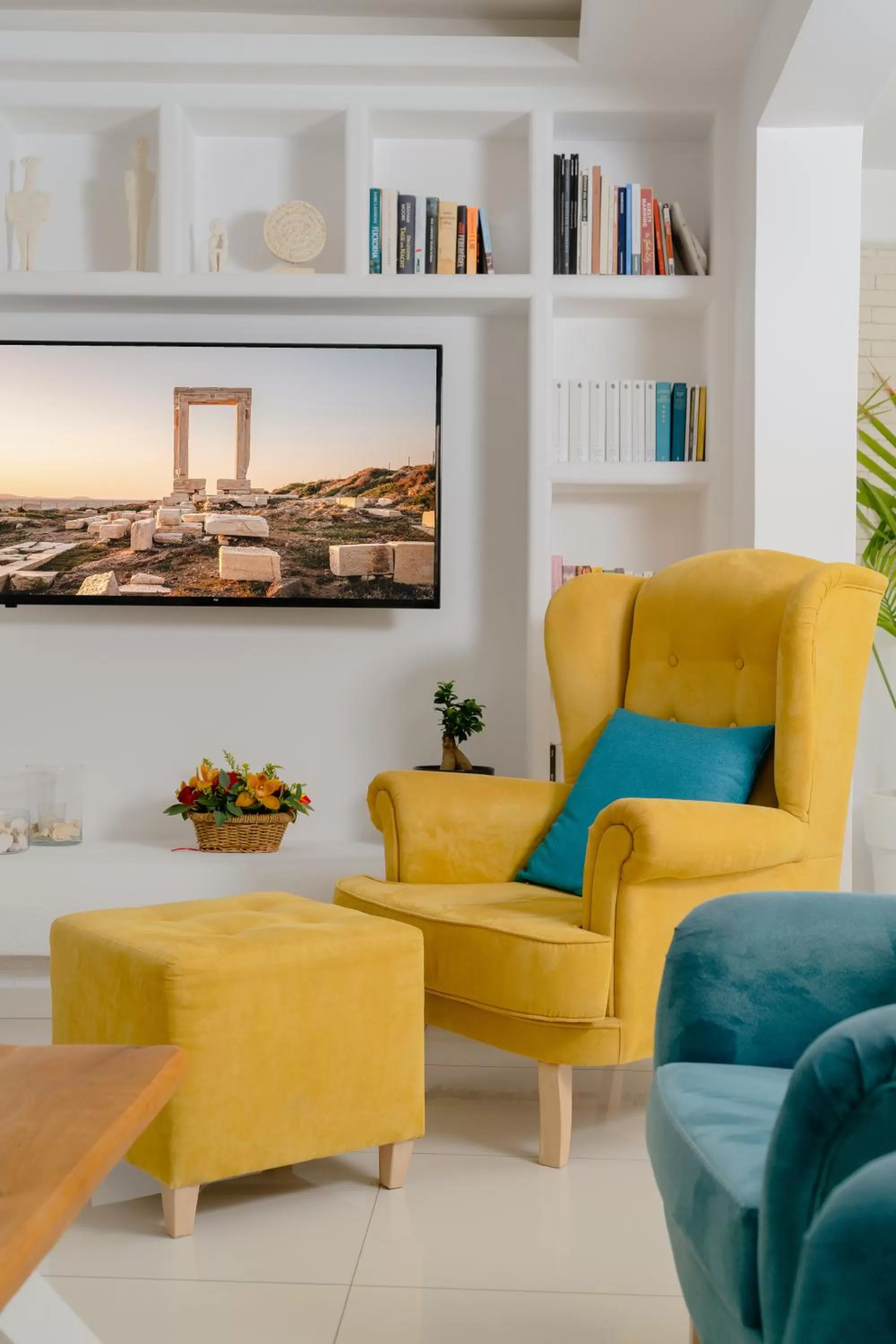 Library in Polis of Naxos