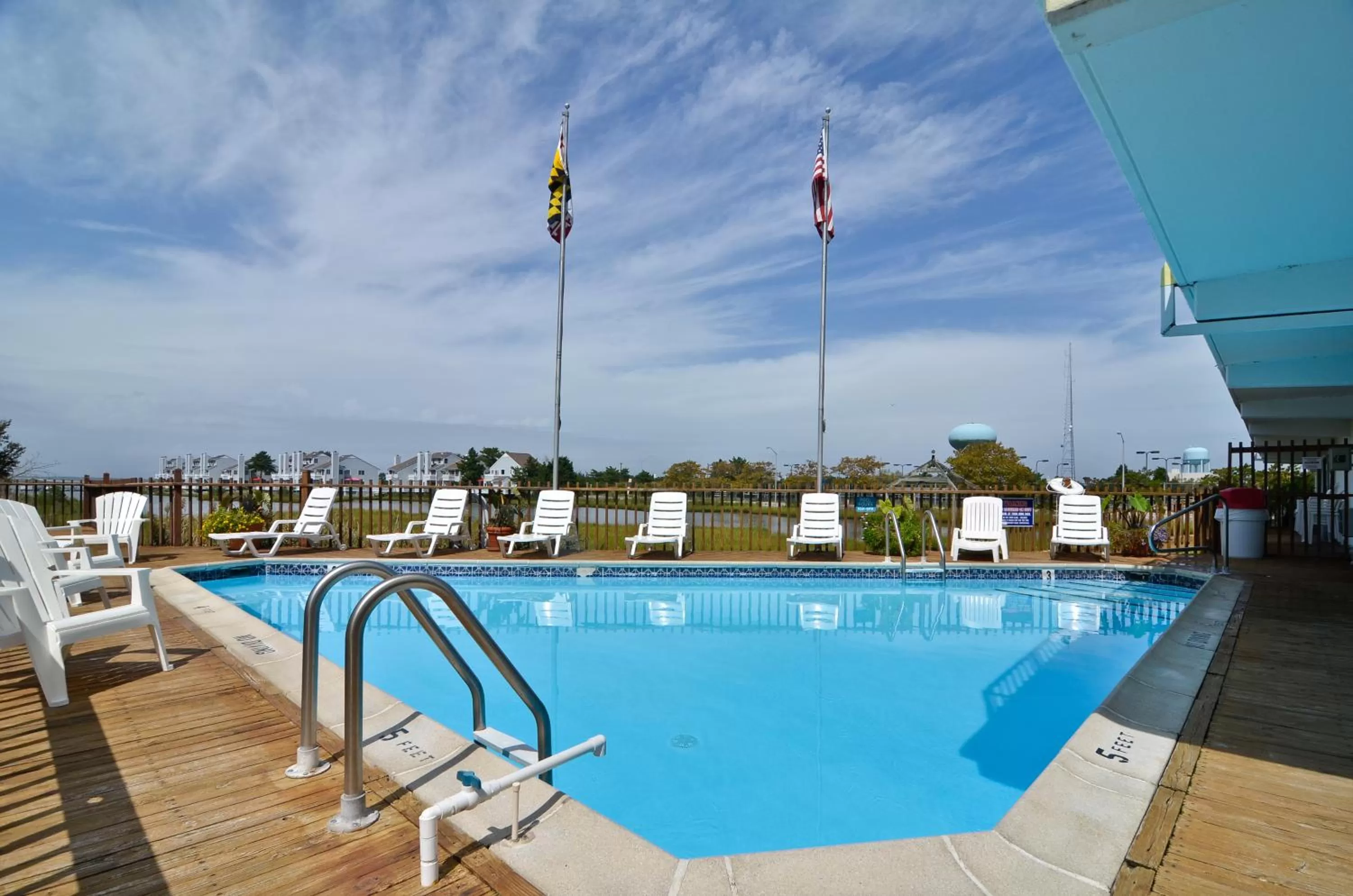 Swimming pool in Sea Bay Hotel