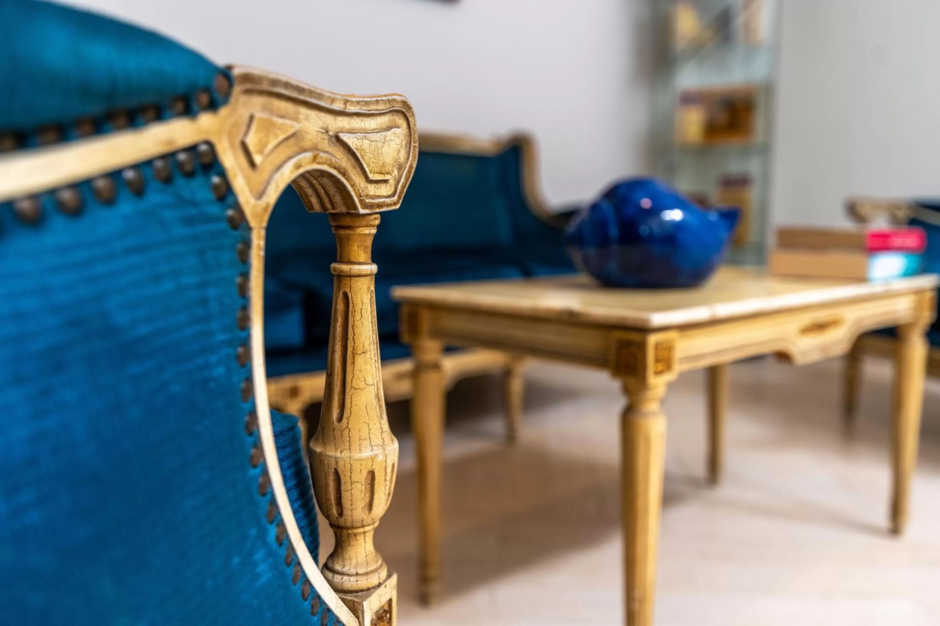 Communal lounge/ TV room in Villa Rocla guest house Pompei