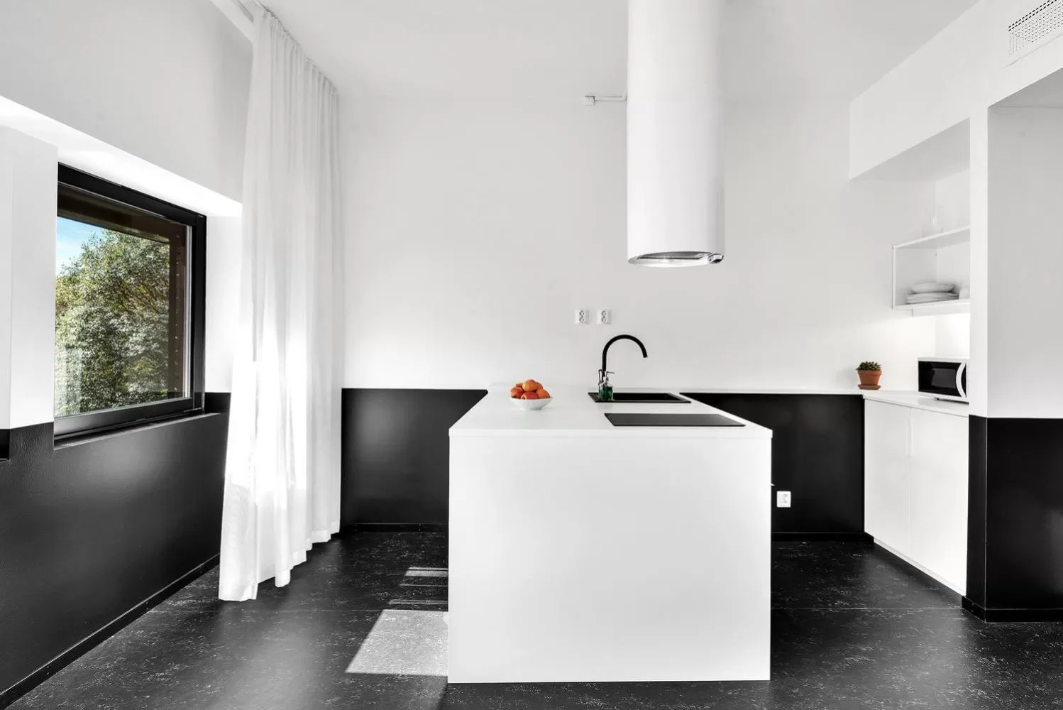 Kitchen or kitchenette in Forenom Aparthotel Oslo