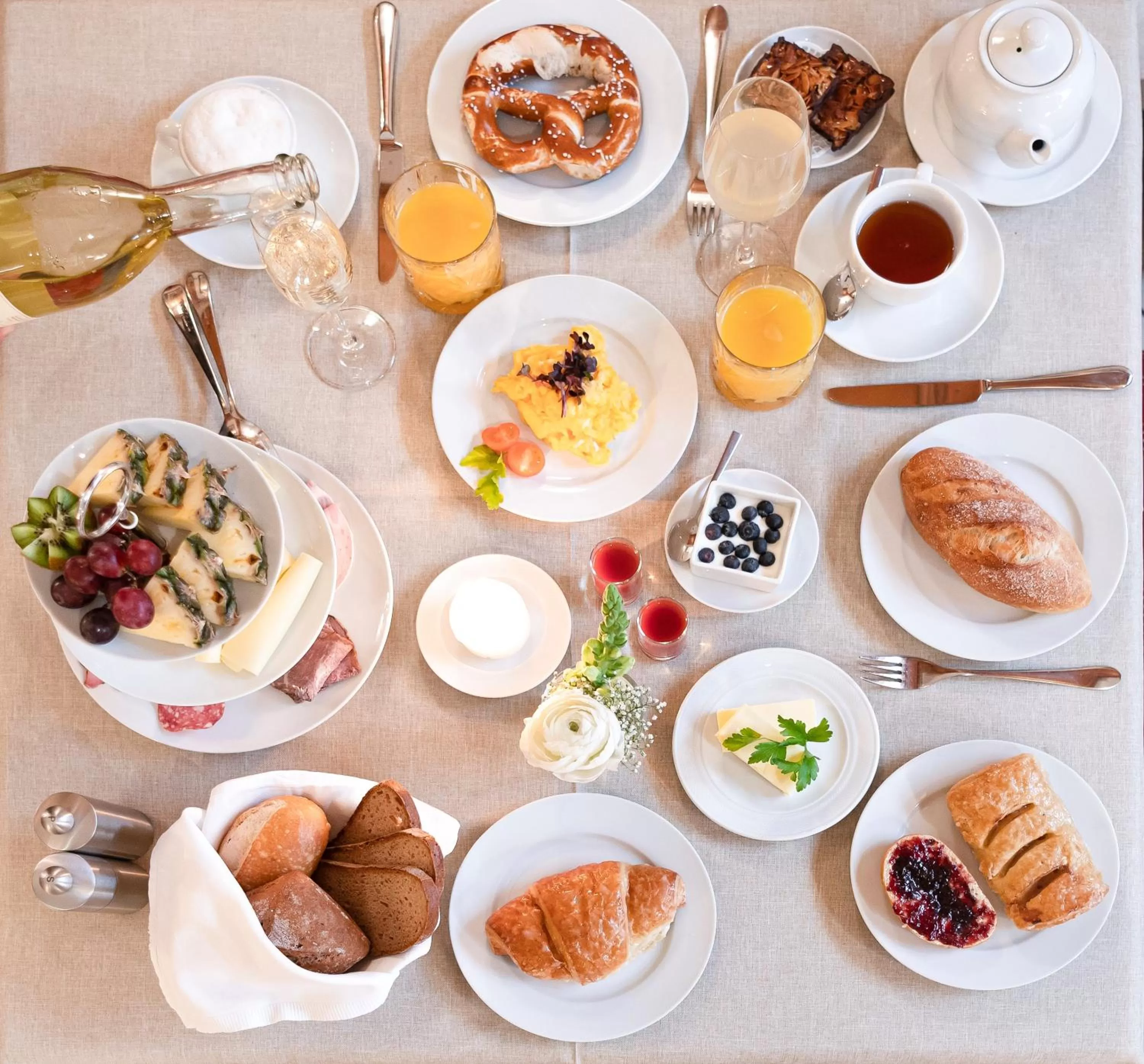 Breakfast in Landhotel 3Kronen