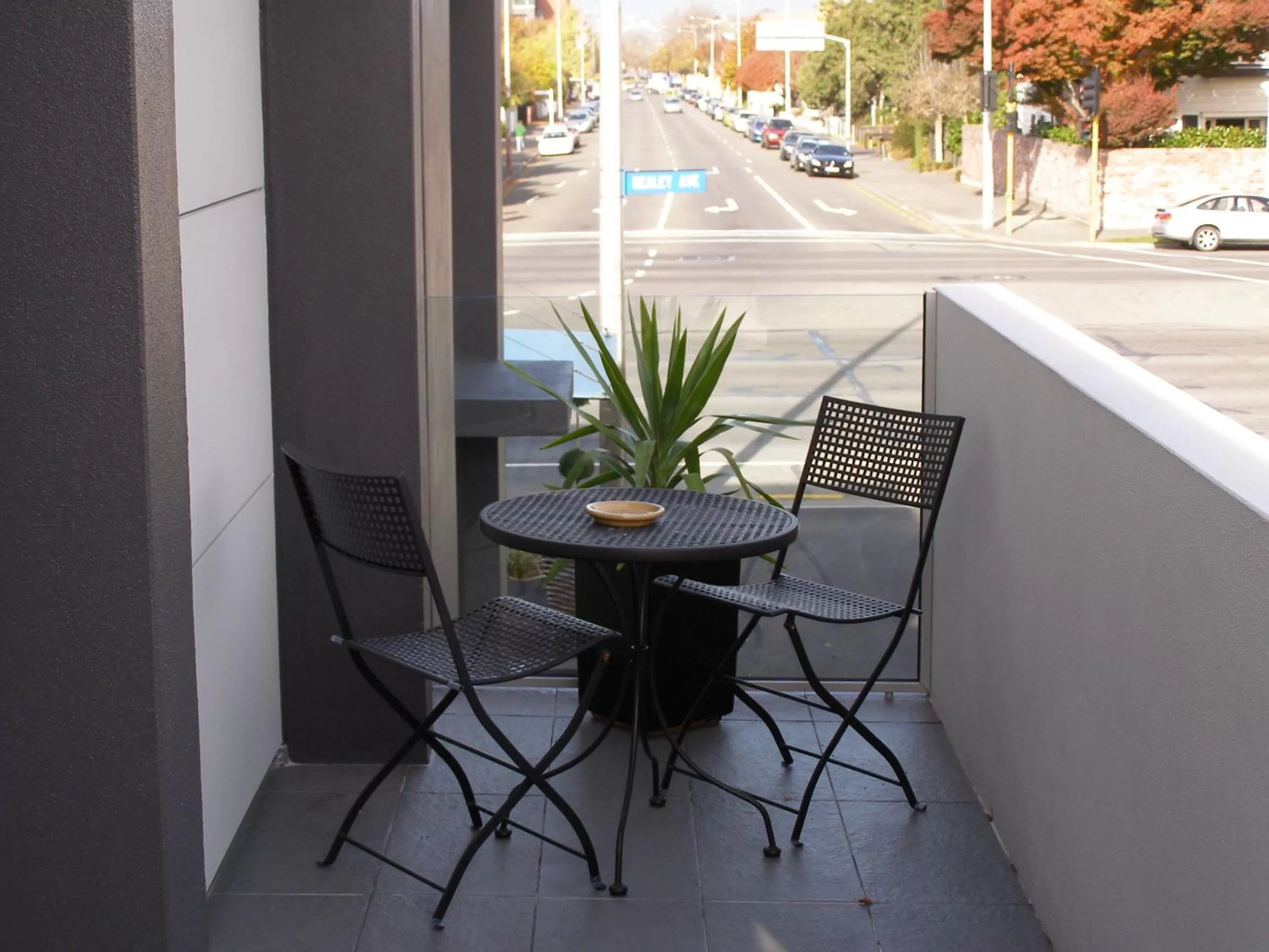 Area and facilities in Bellano Motel Suites