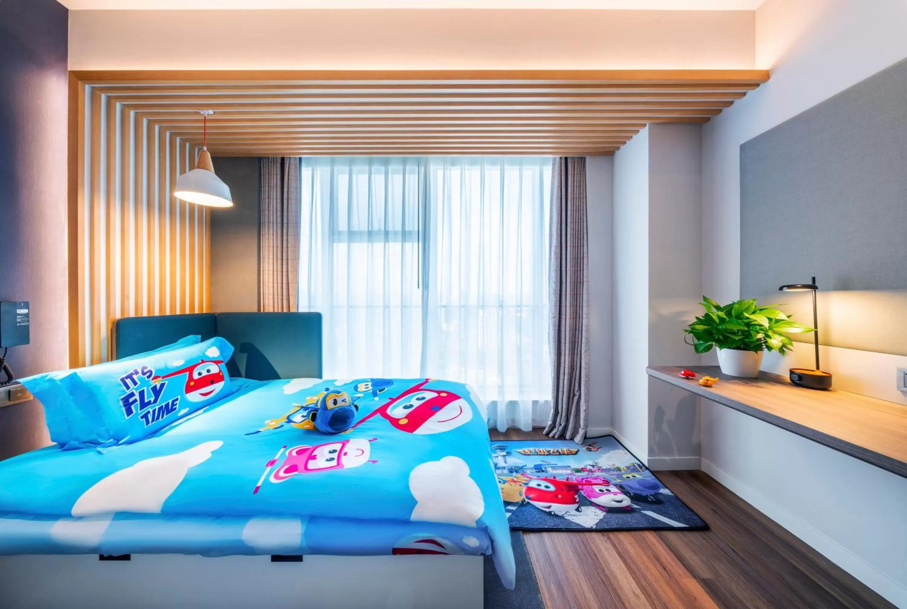 Photo of the whole room, Bed in Holiday Inn Express Hangzhou Westlake East by IHG