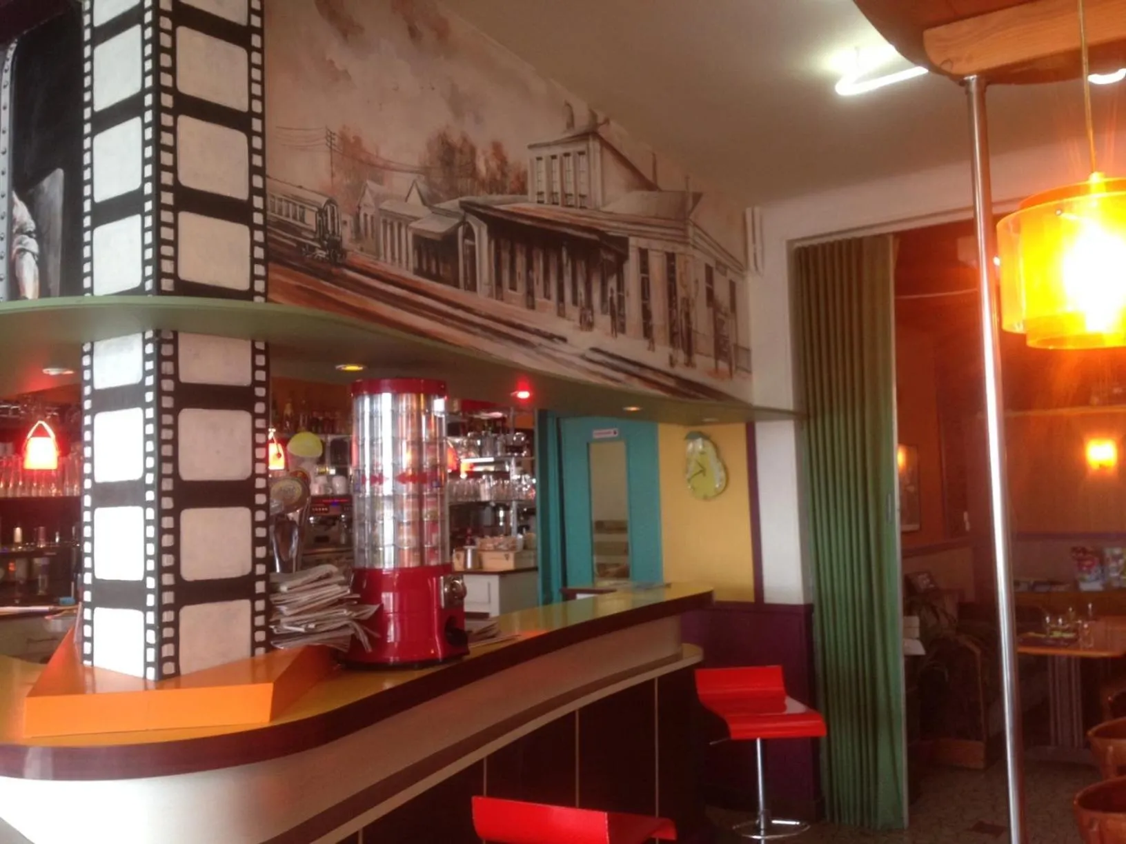 Lounge or bar in Hotel Moderne