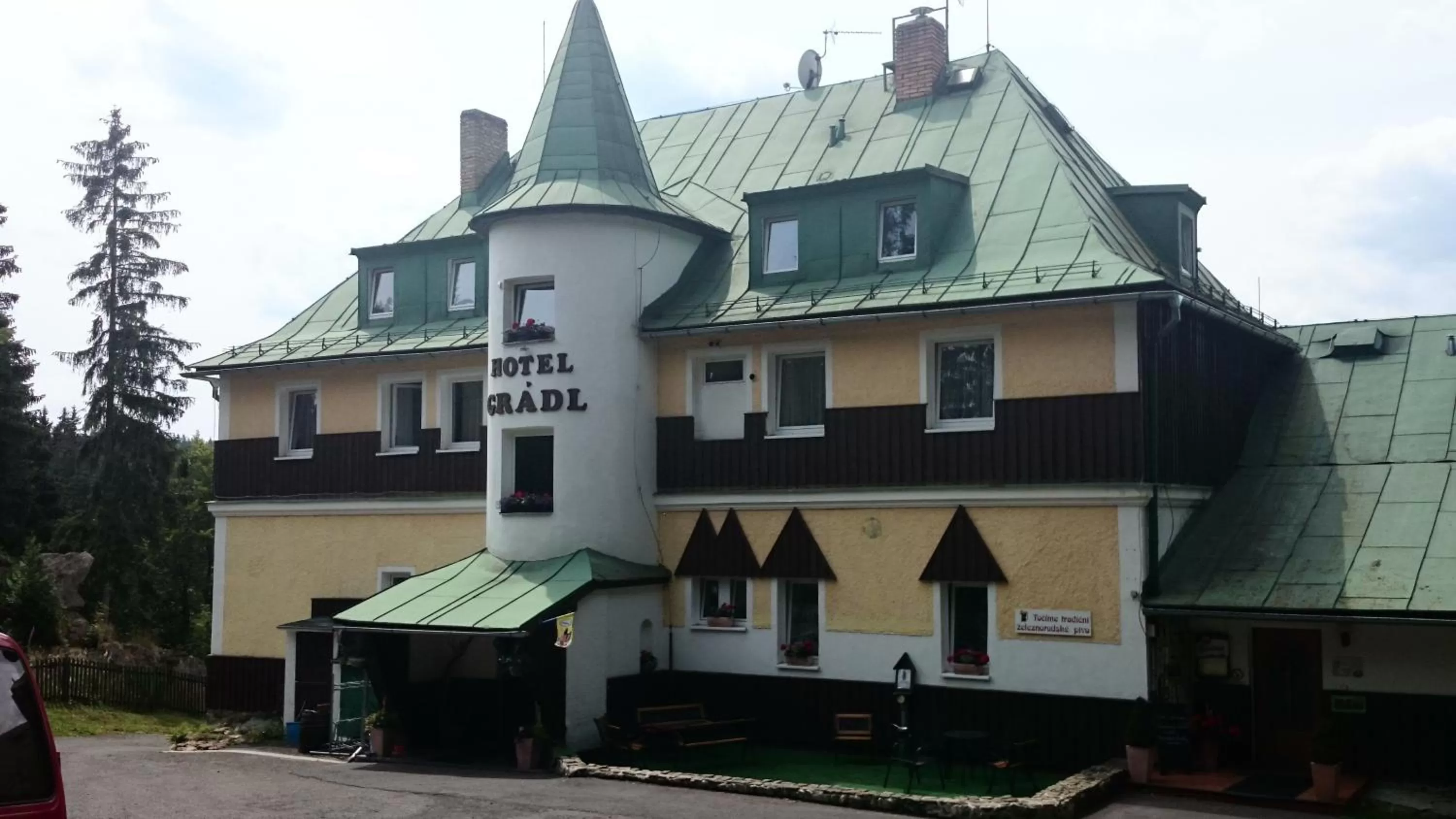 Property building in Hotel Gradl