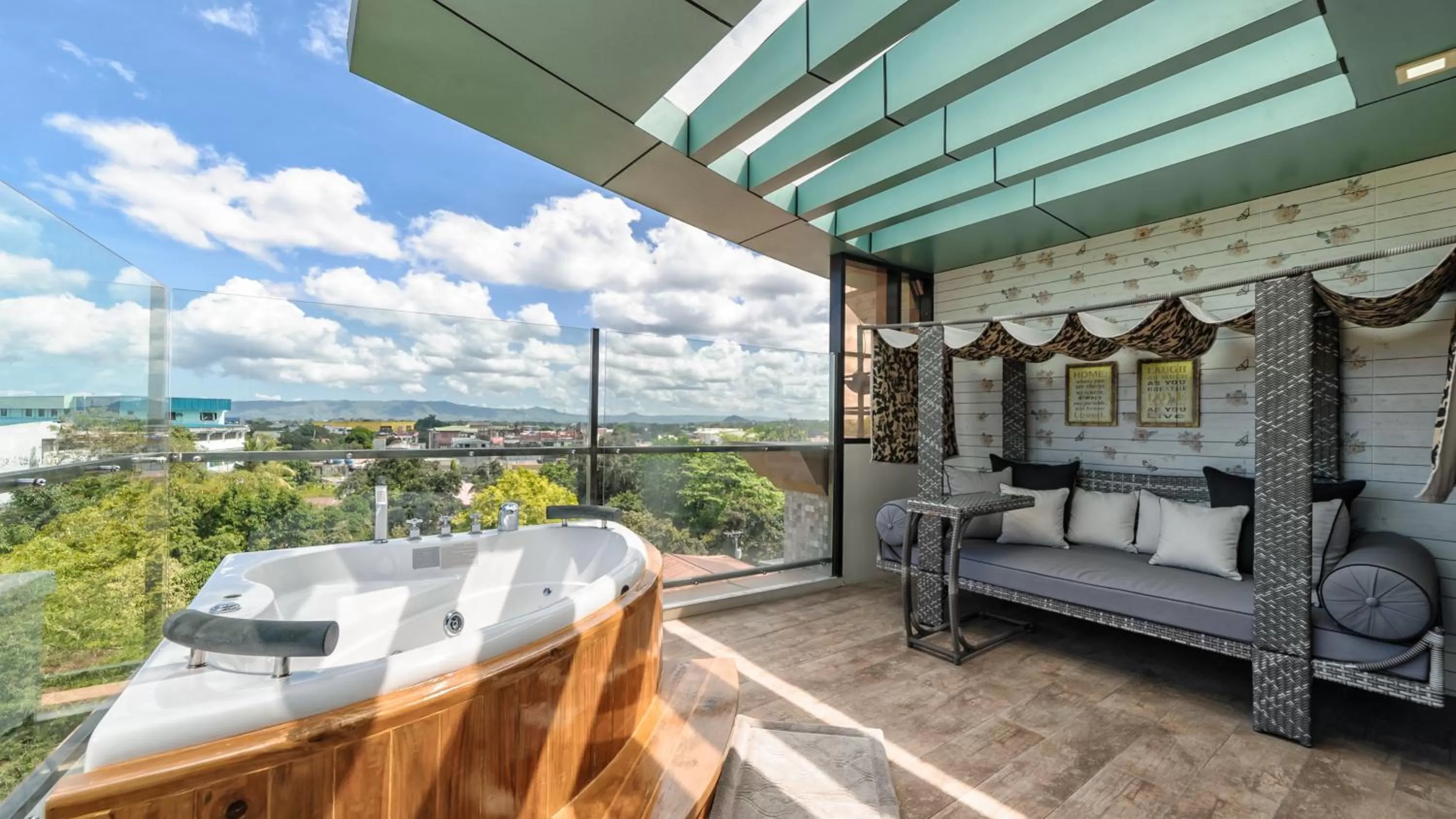 Sweet Home Boutique Hotel