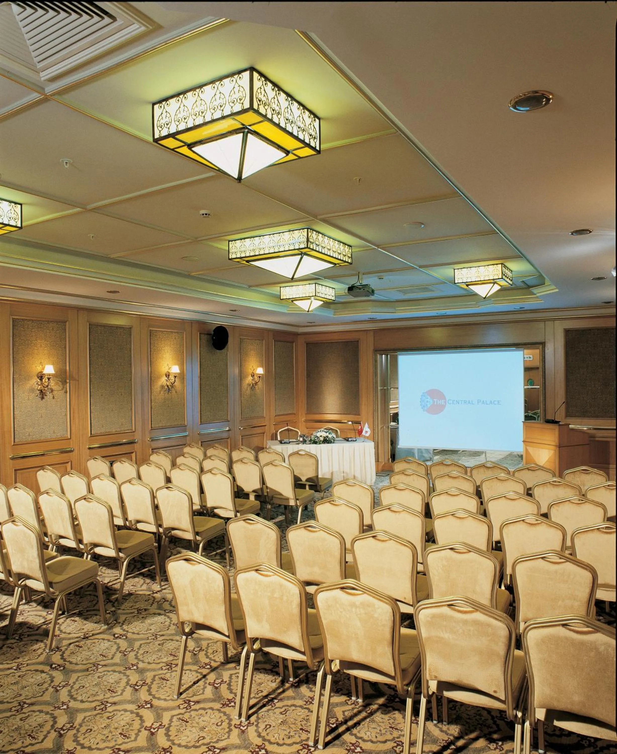 Business facilities in The Central Palace Taksim