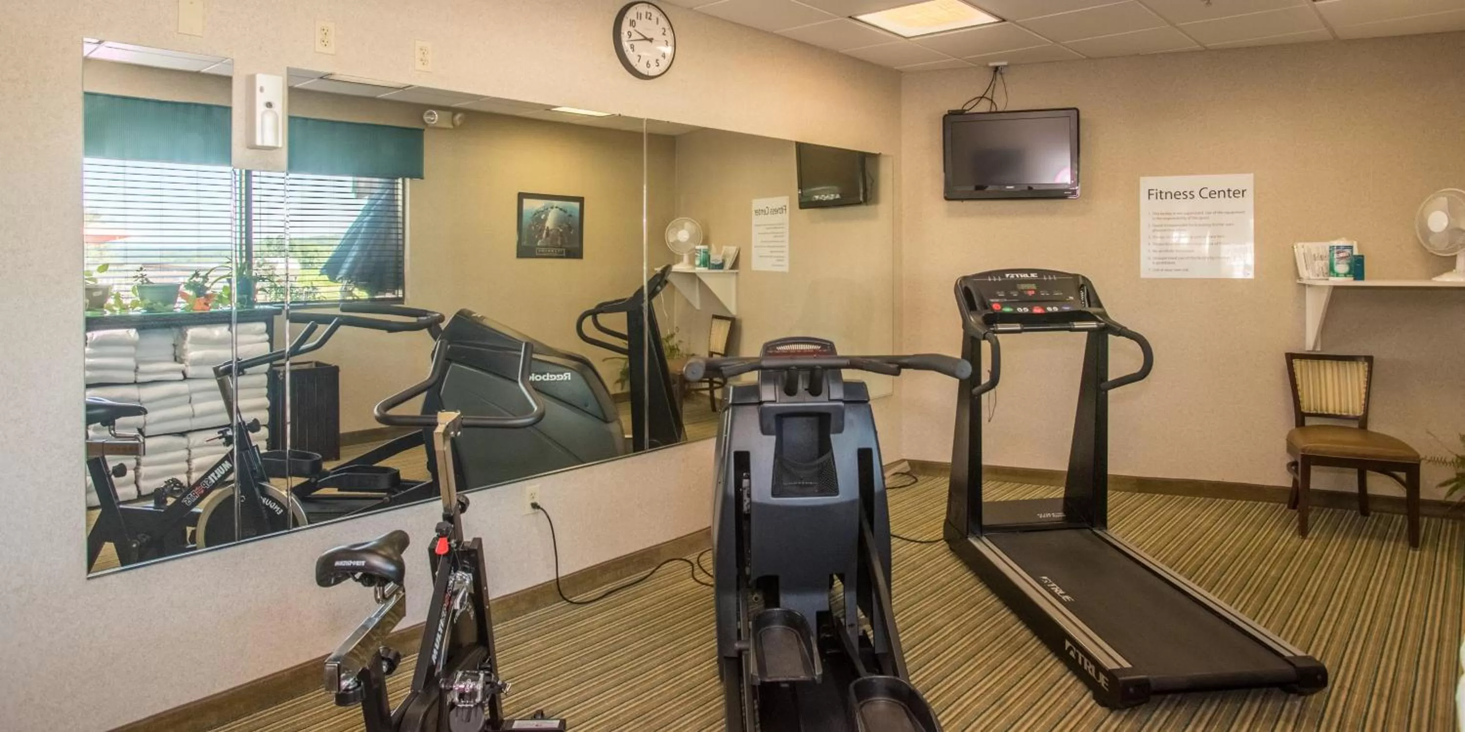 Fitness centre/facilities in Round Hill Inn