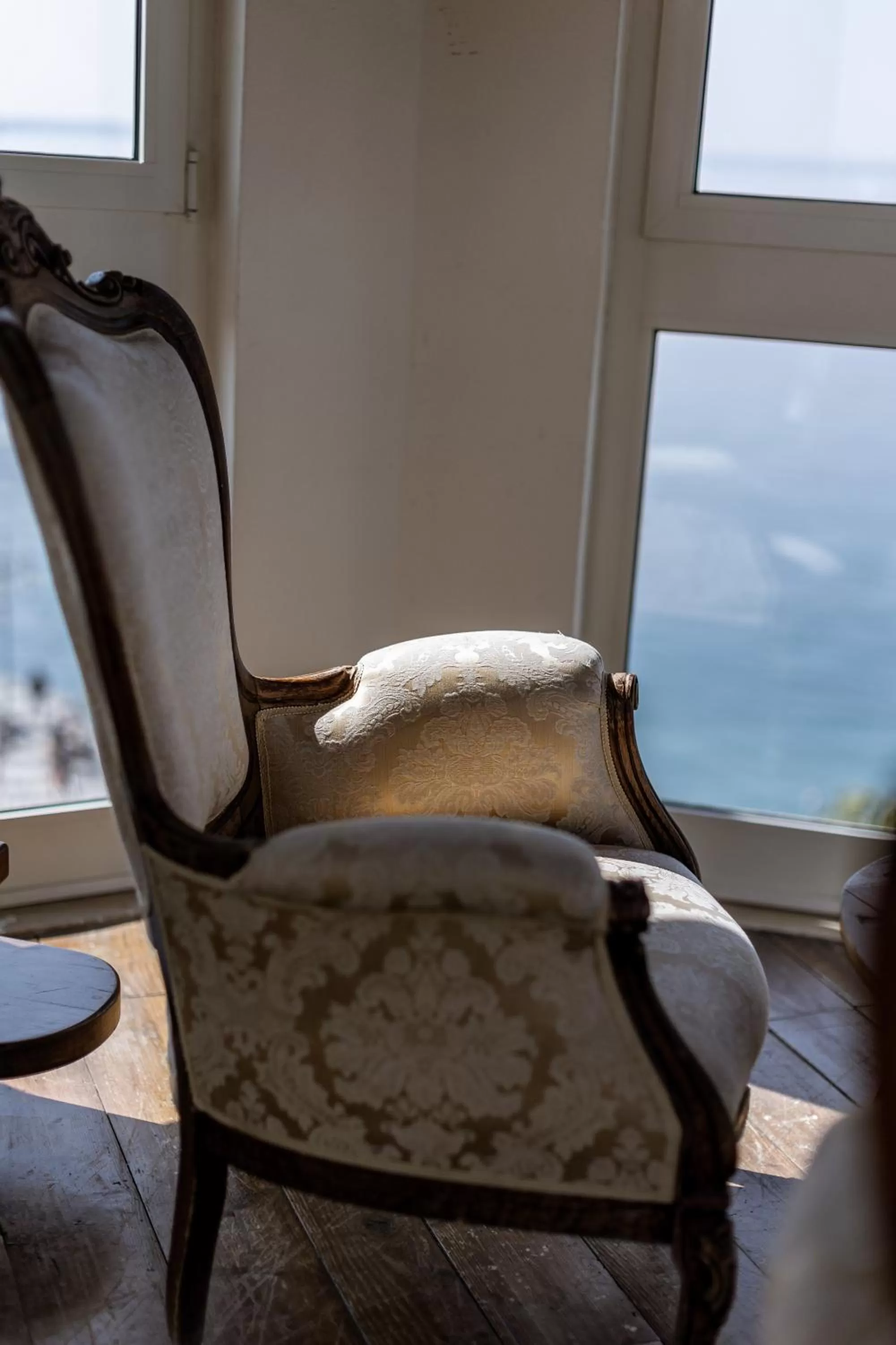 Seating Area in Classique