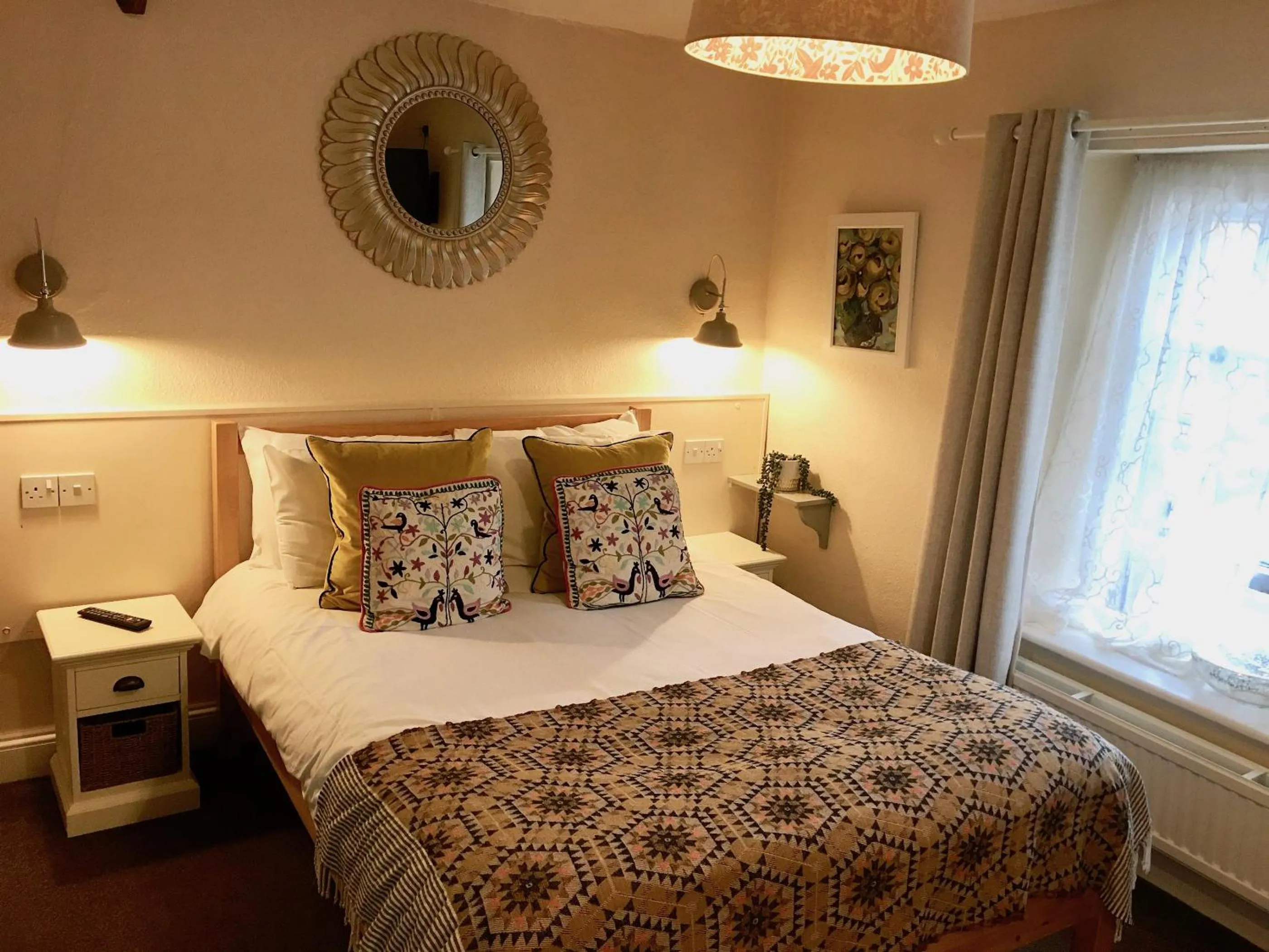 Bedroom, Bed in The Mousetrap Inn