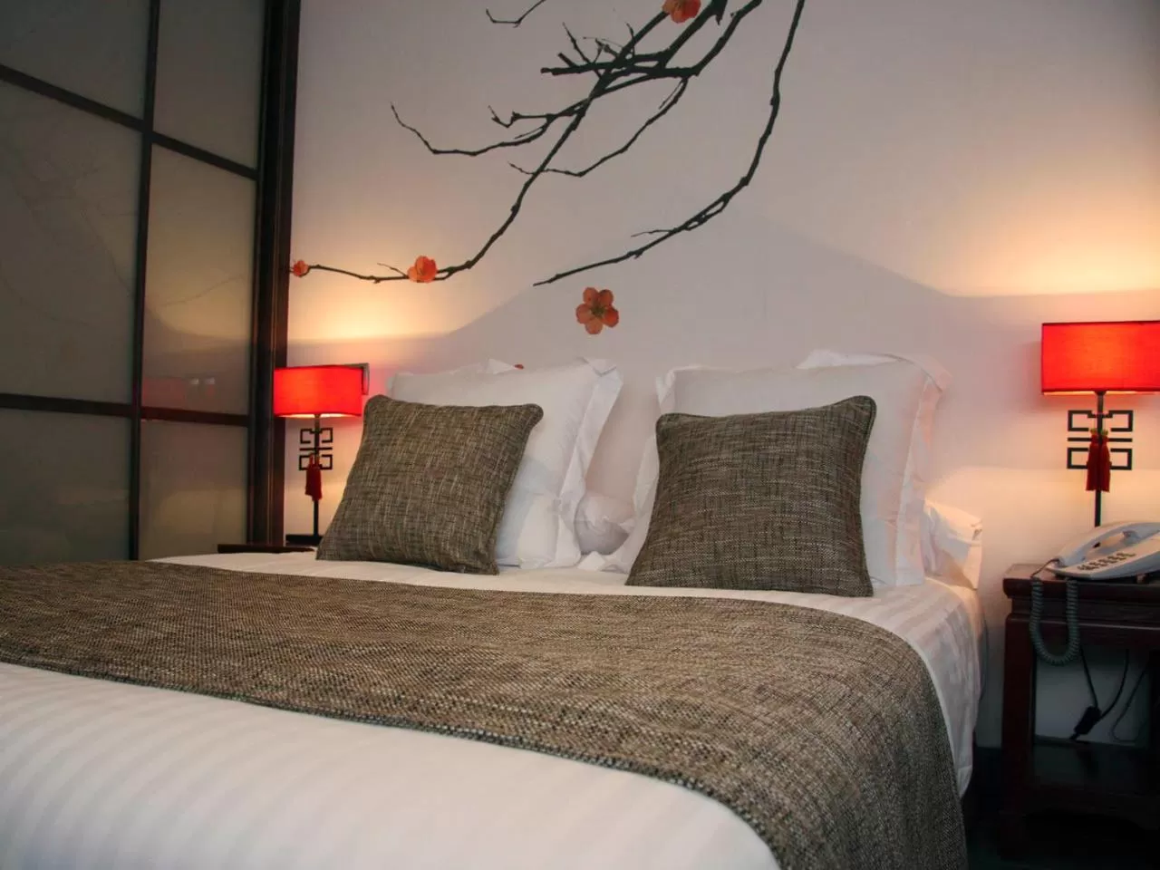 Bed in Le Petit Boutique Hotel