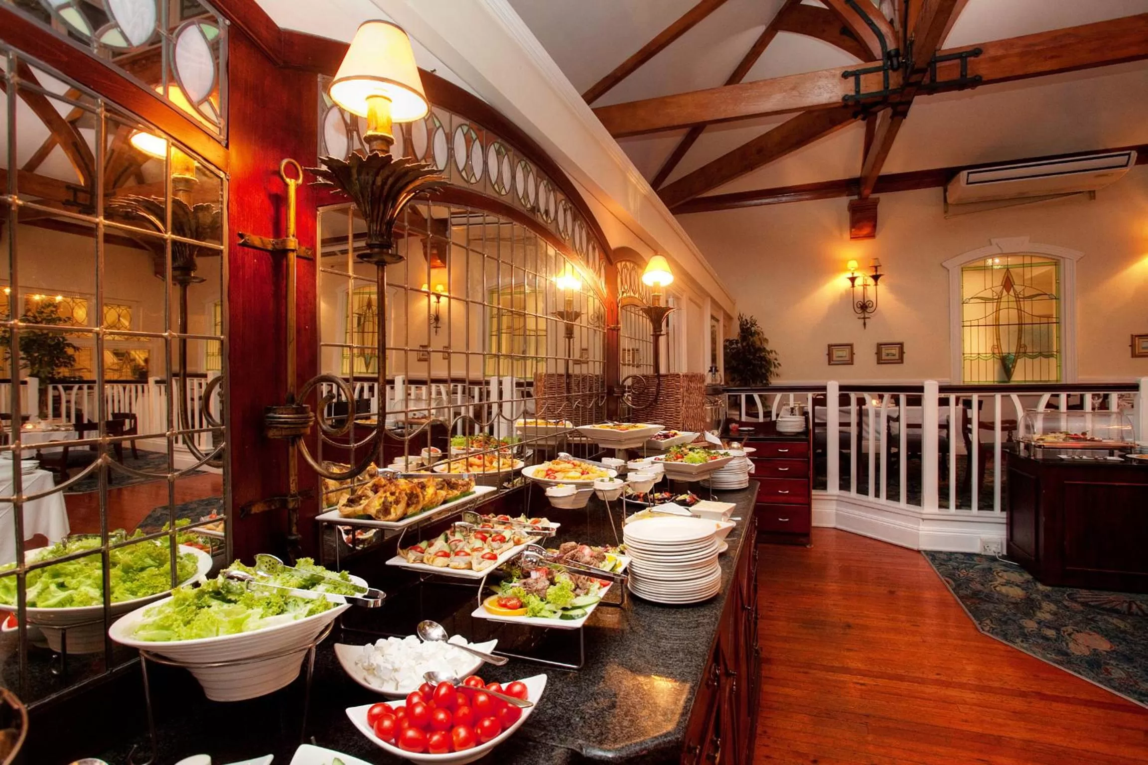 Restaurant/places to eat in The Beach Hotel