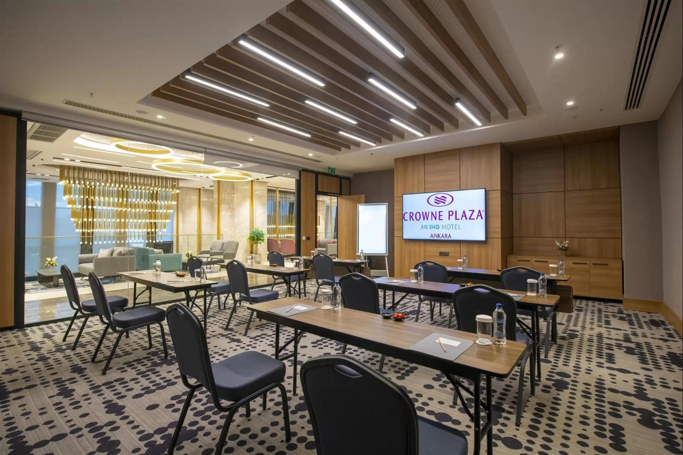 Meeting/conference room in Crowne Plaza Ankara by IHG