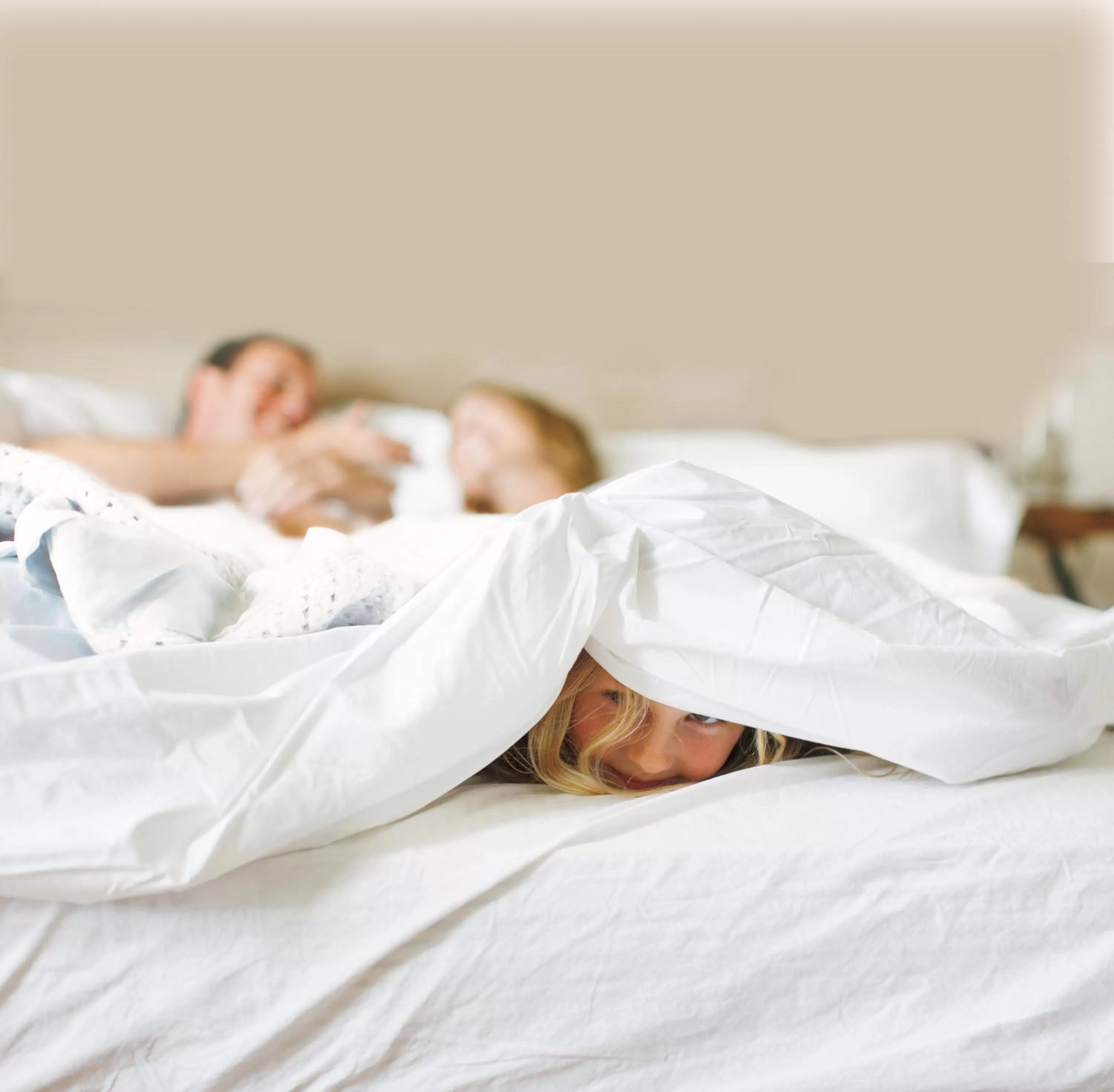 People, Bed in Country Inn & Suites by Radisson, Brookings